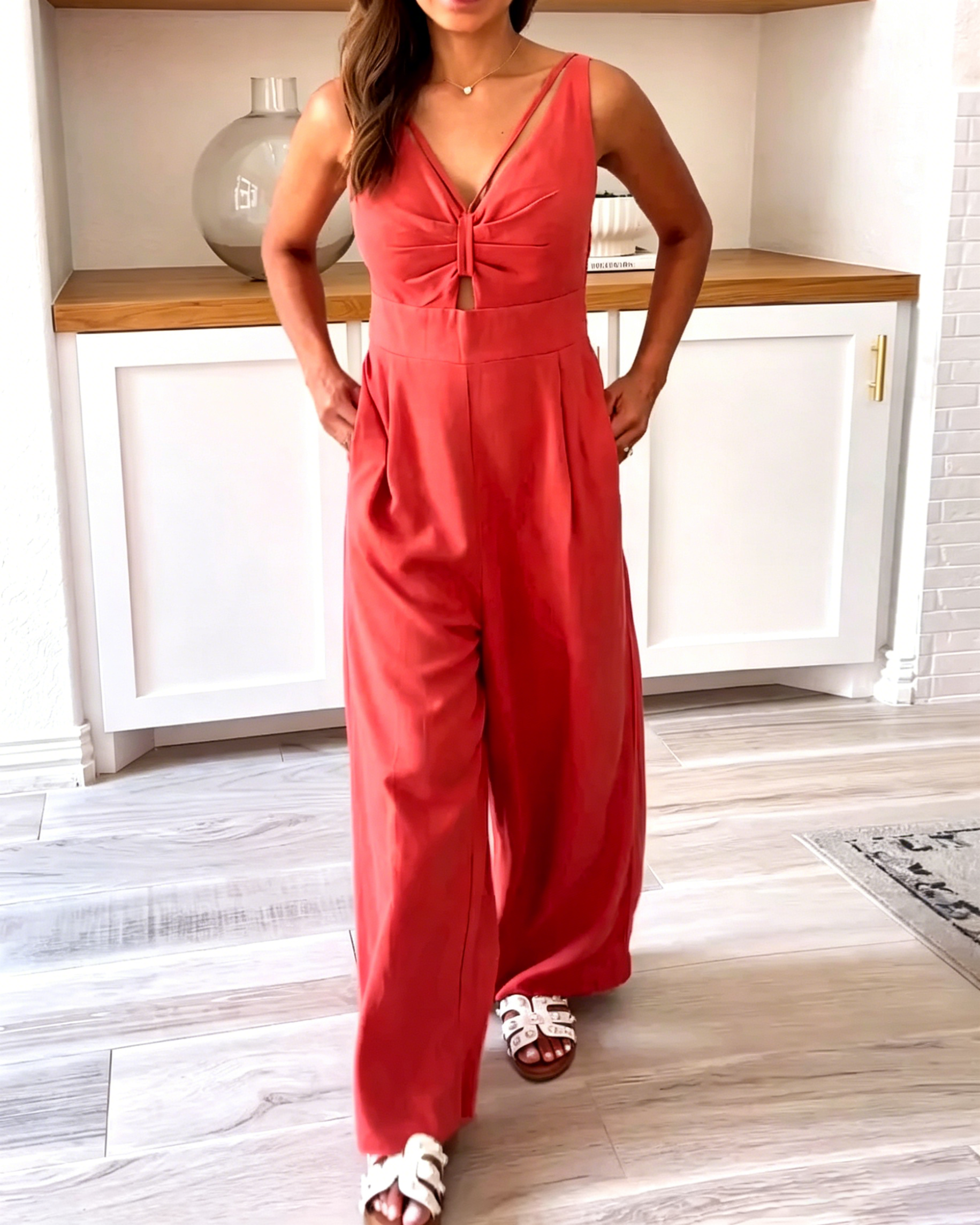 Women's Twist Cutout Sleeveless Wide Leg Jumpsuit, Deep V Neck High Waist Pleated Pocketed Casual Jumpsuit