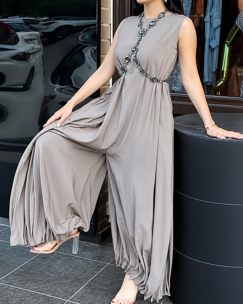 Women's Solid Color Loose Sleeveless Jumpsuit
