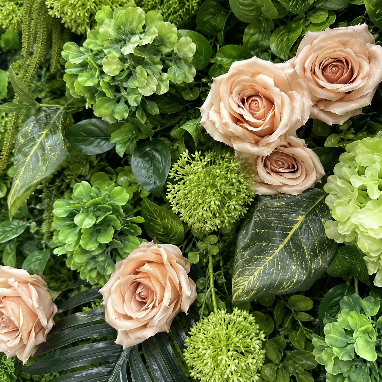 Green Champagne Rose	Green Champagne Artificial Flower Wall Backdrop, 94.5 x 94.5 in
