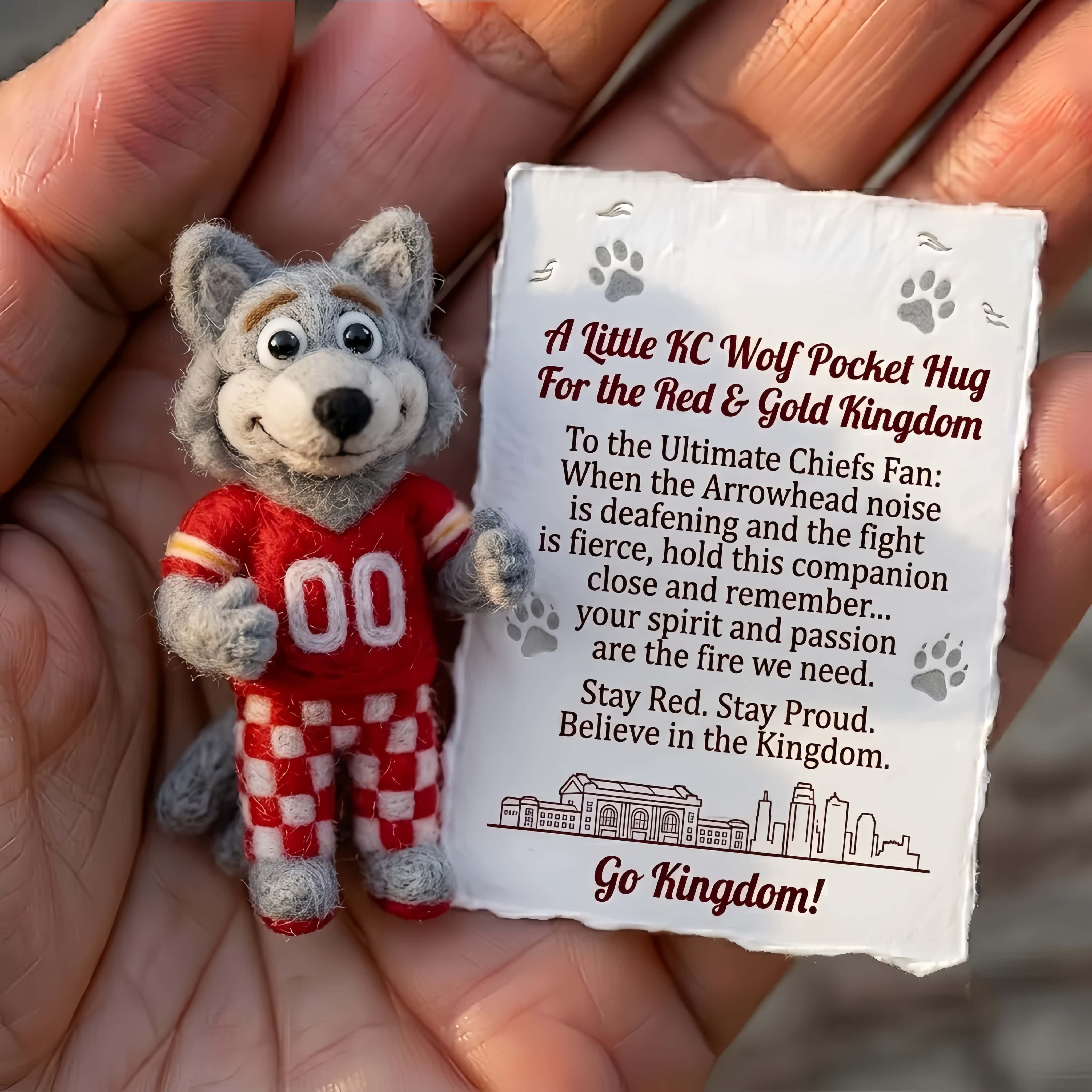 KC Wolf Felt Pocket Hug – For the Red & Gold Kingdom