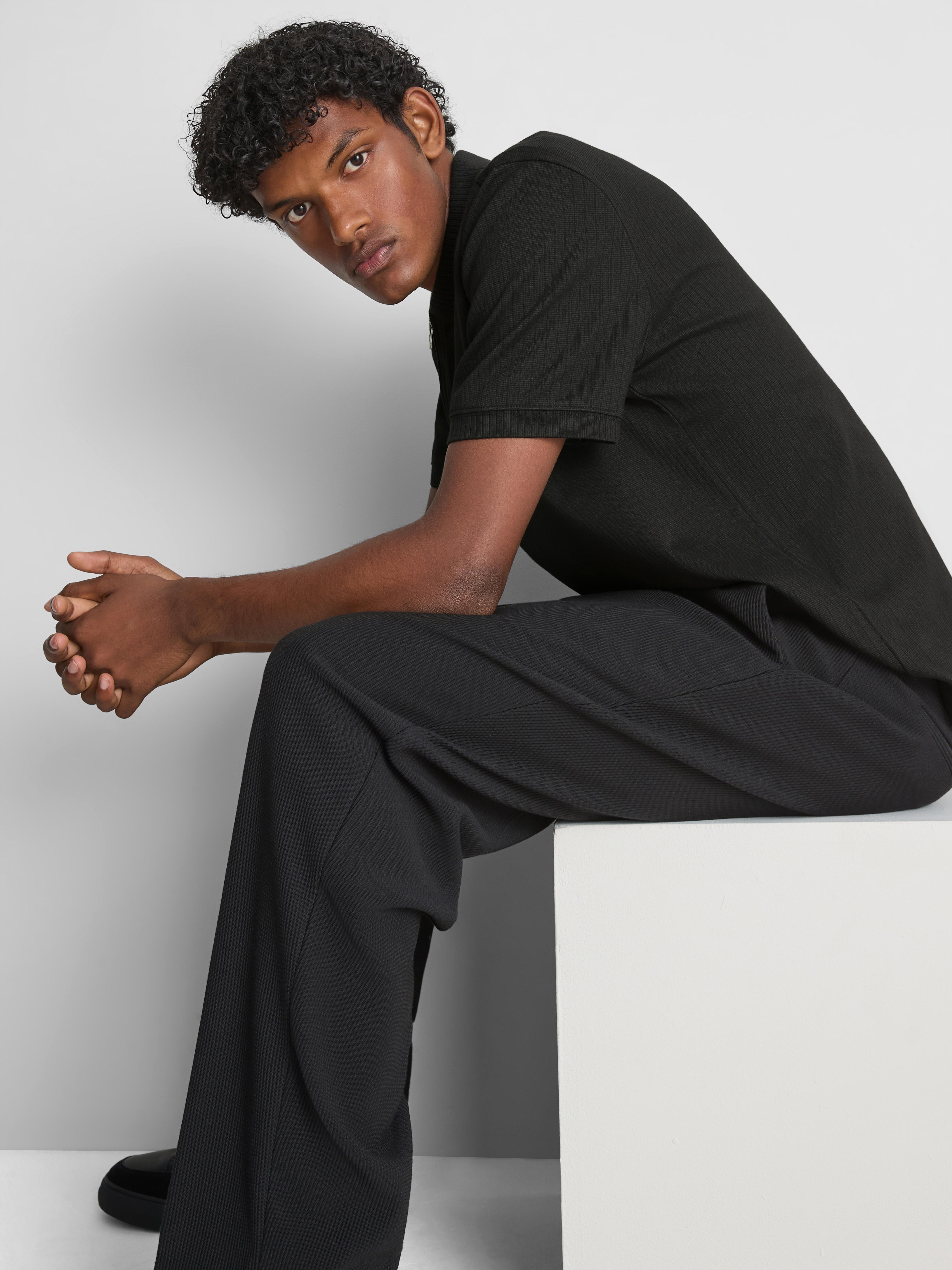 The Edit Ribbed Zip Neck Polo Shirt - Black