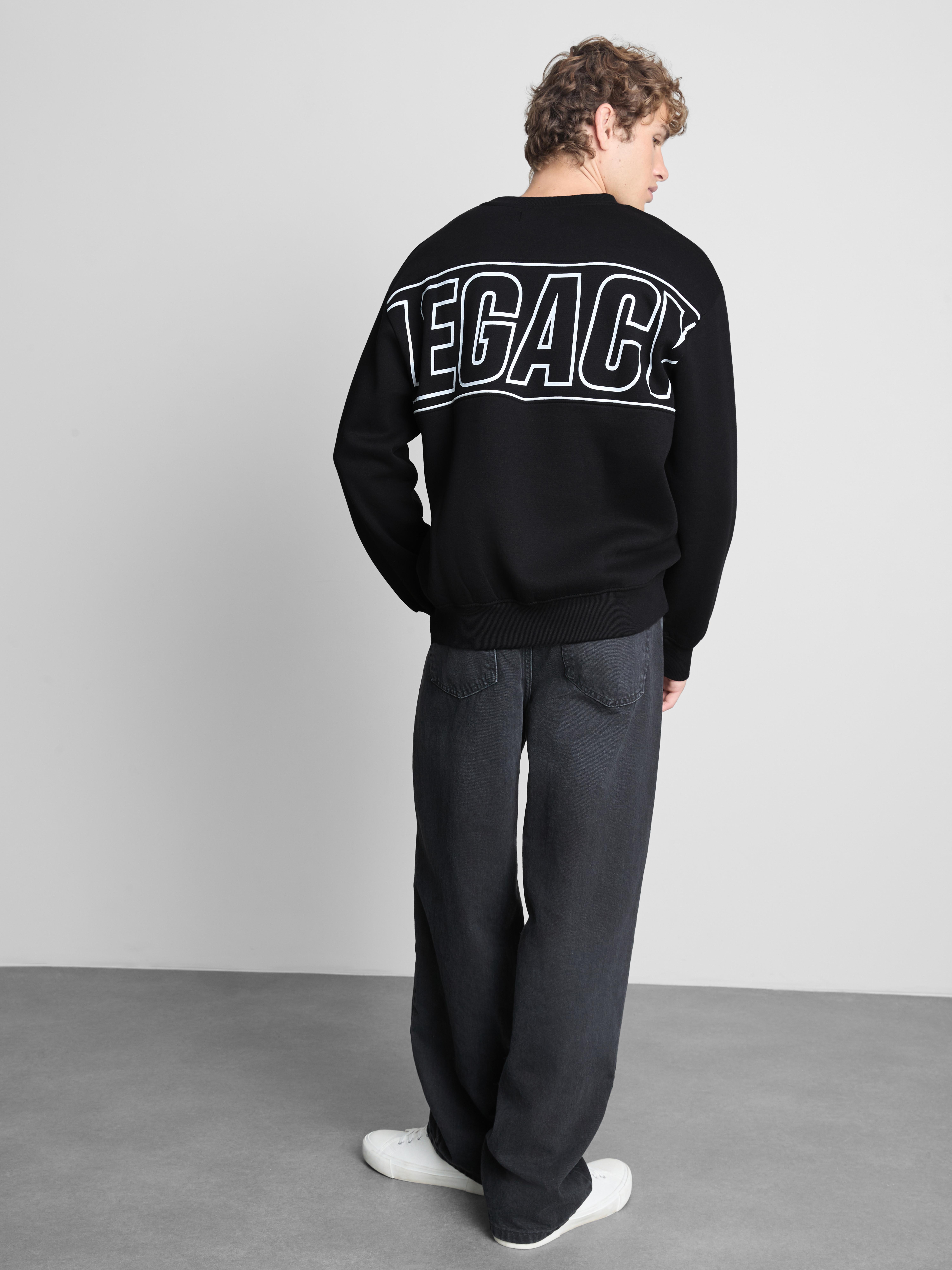 Legacy Graphic Sweatshirt - Black