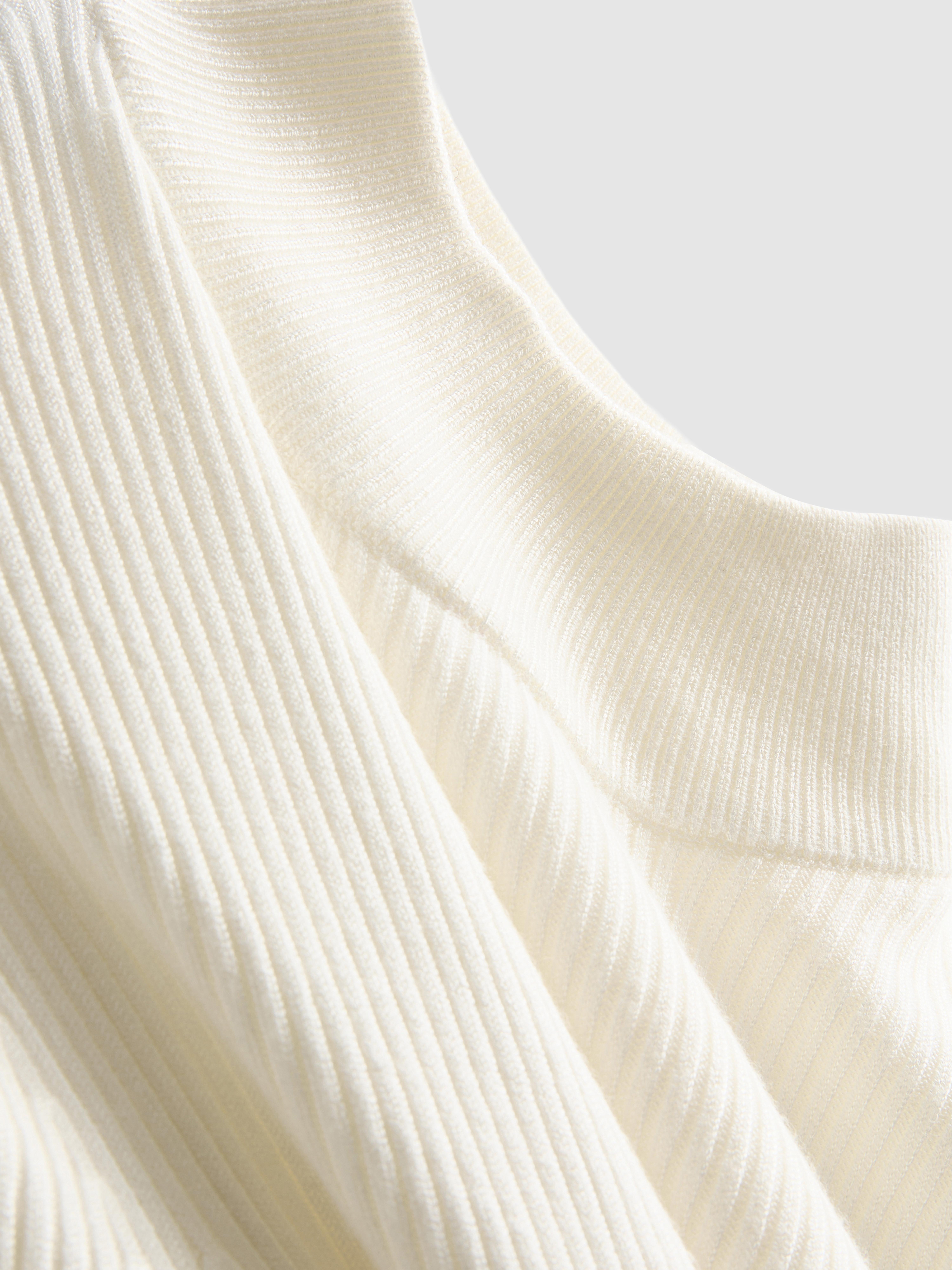 Ribbed Turtleneck Sweater - Ivory