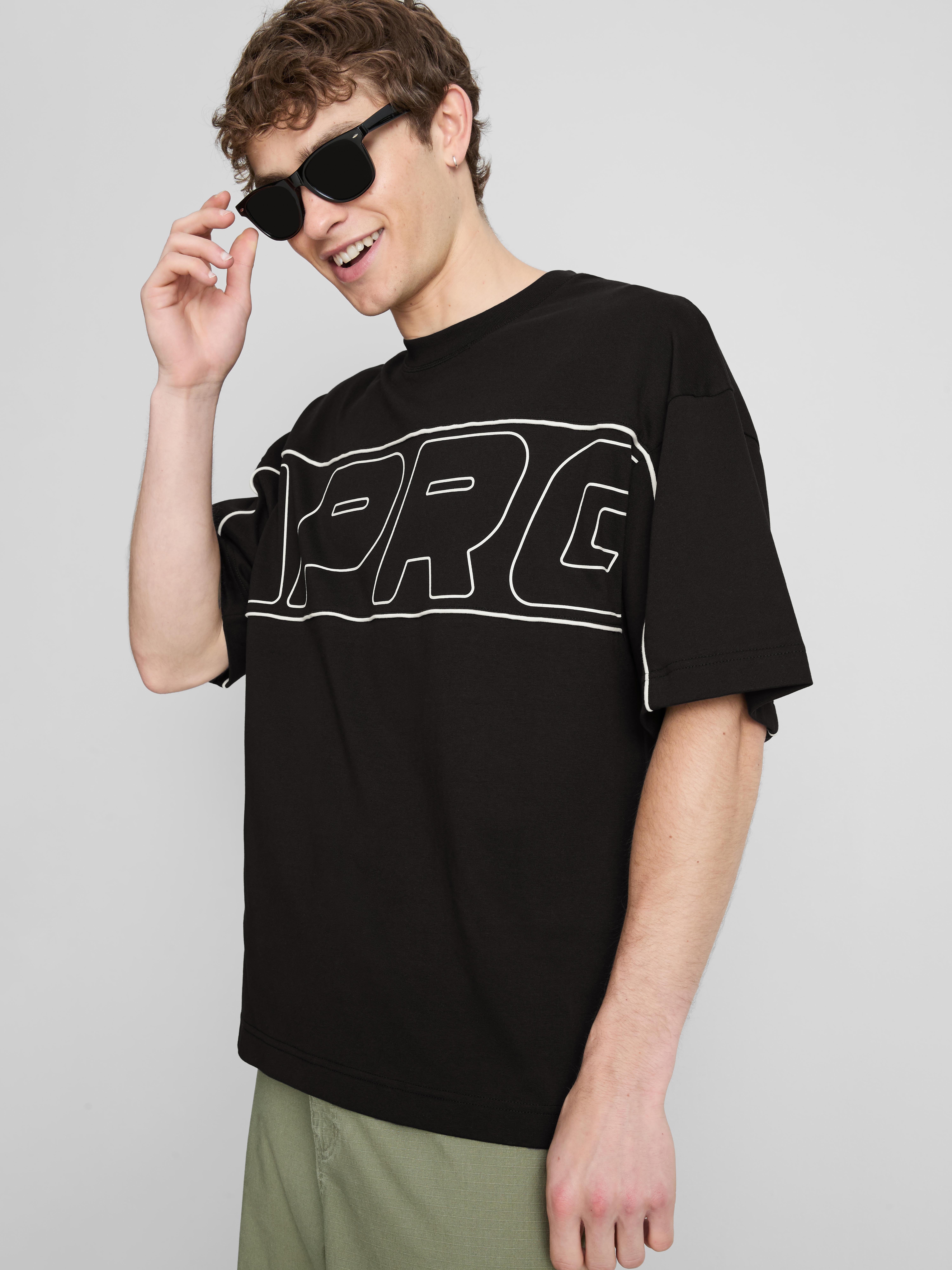 Pro Graphic T-Shirt - Black