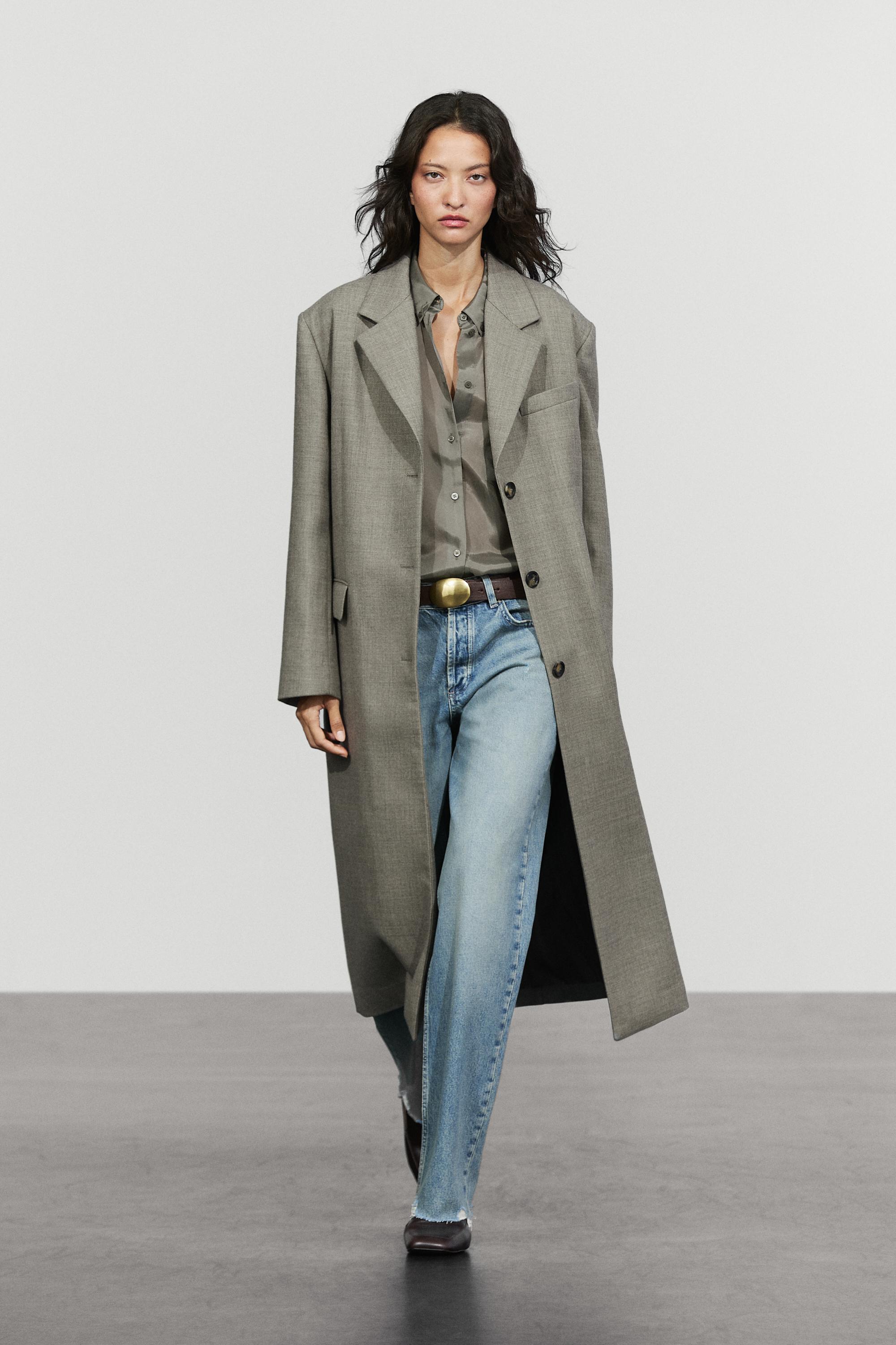 Mid-waist stovepipe jeans with frayed hems - Light Blue
