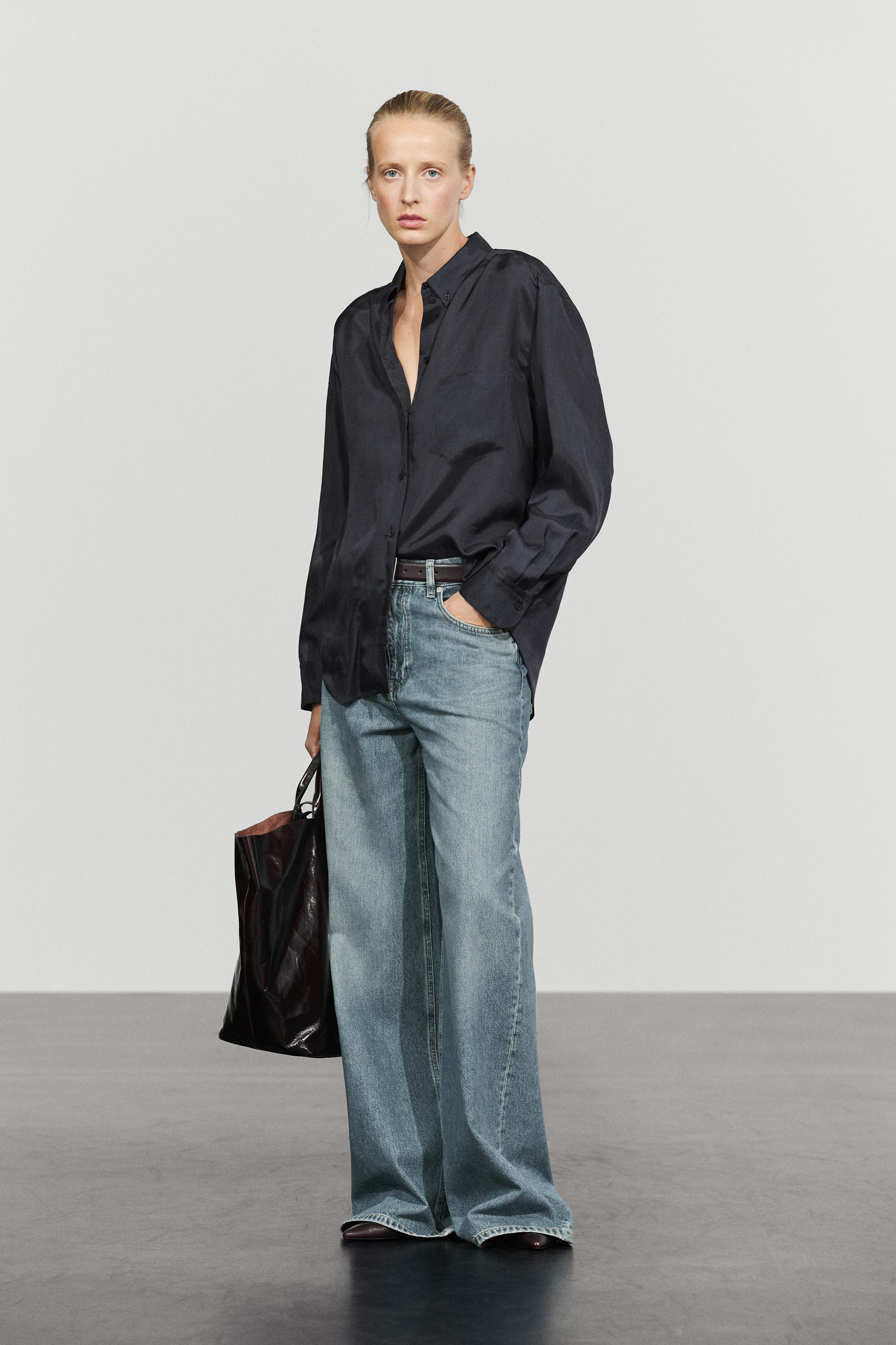 Flowing shirt with pocket detail - NAVY BLUE