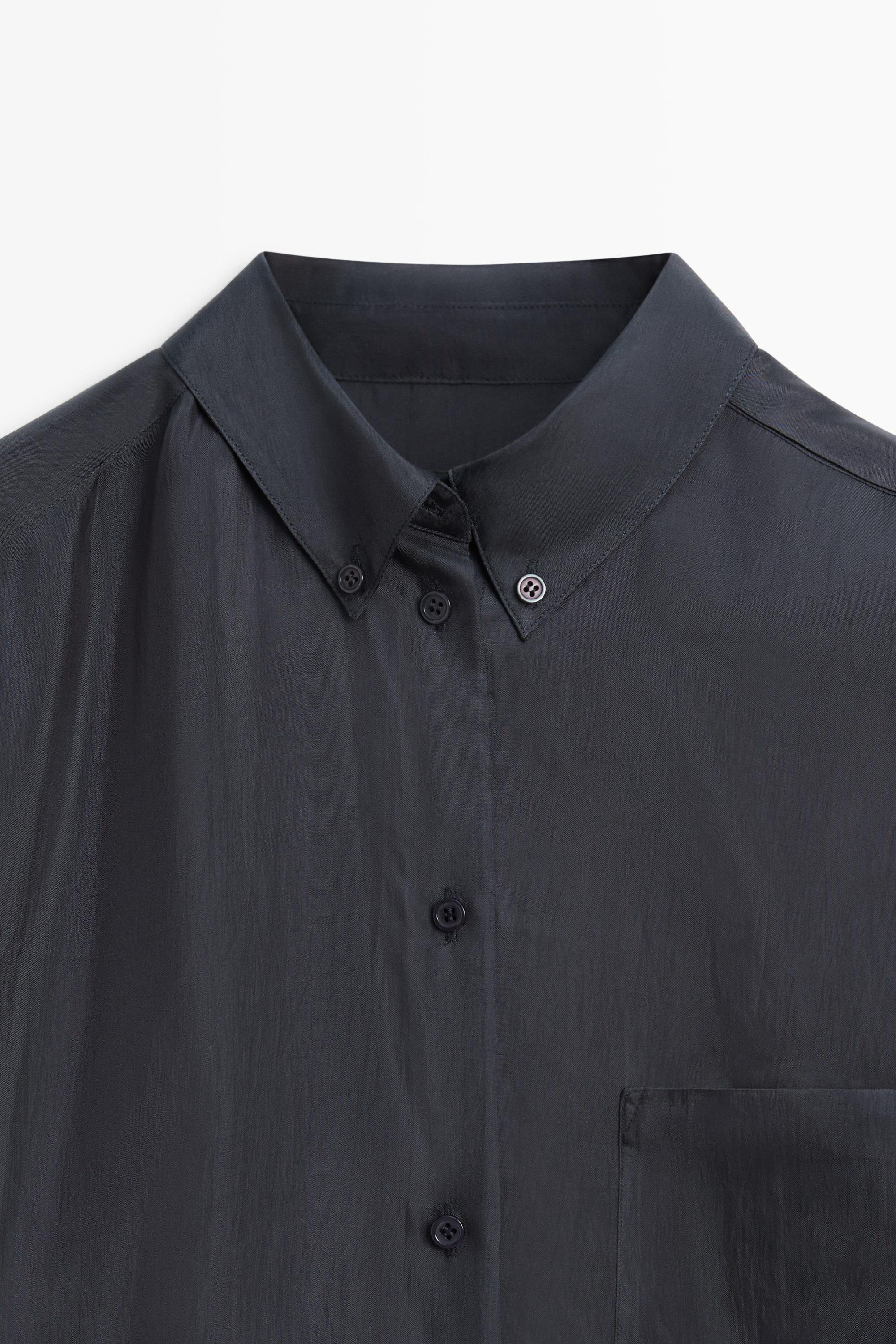 Flowing shirt with pocket detail - NAVY BLUE