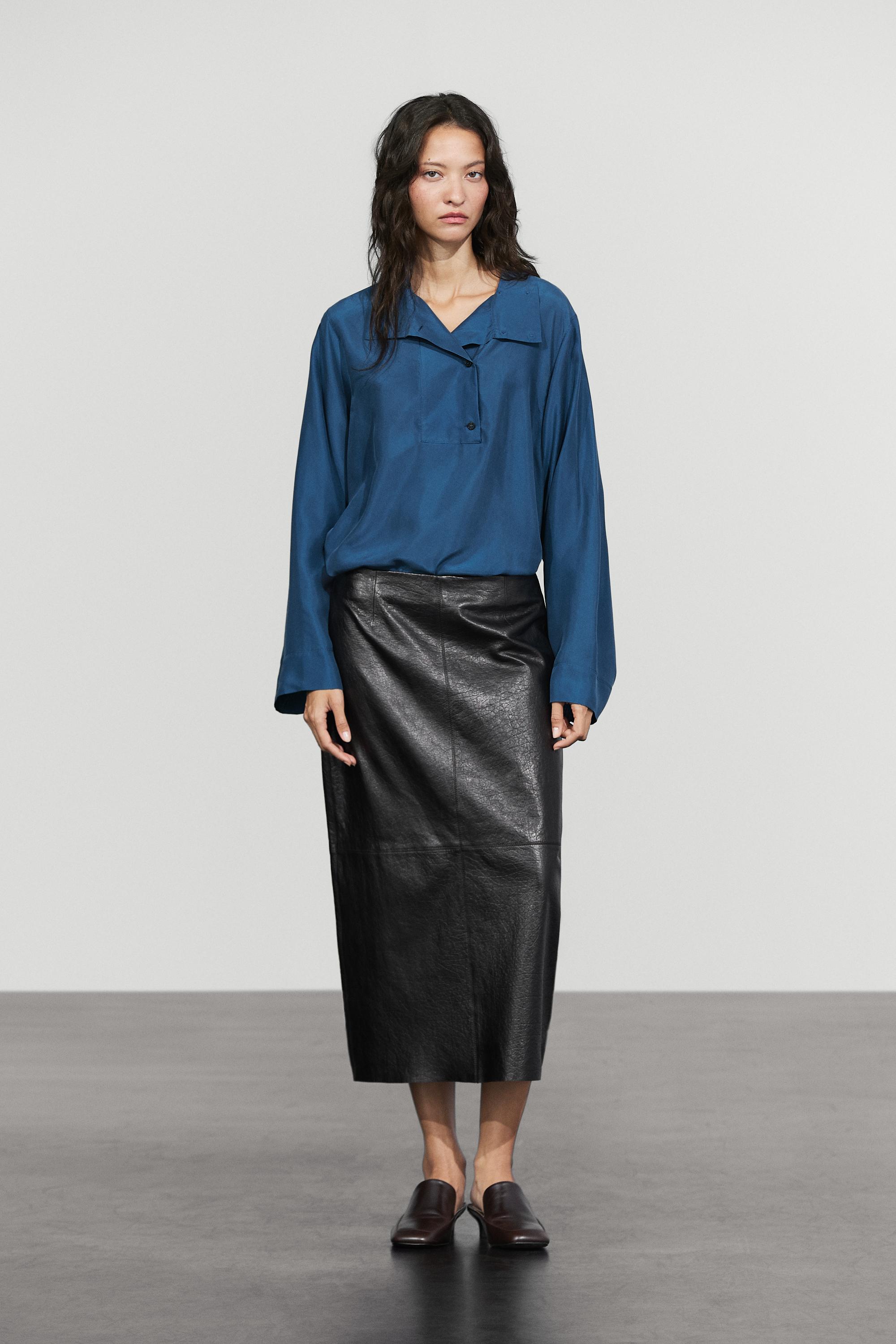 100% mulberry silk blouse with stand collar - BLUE