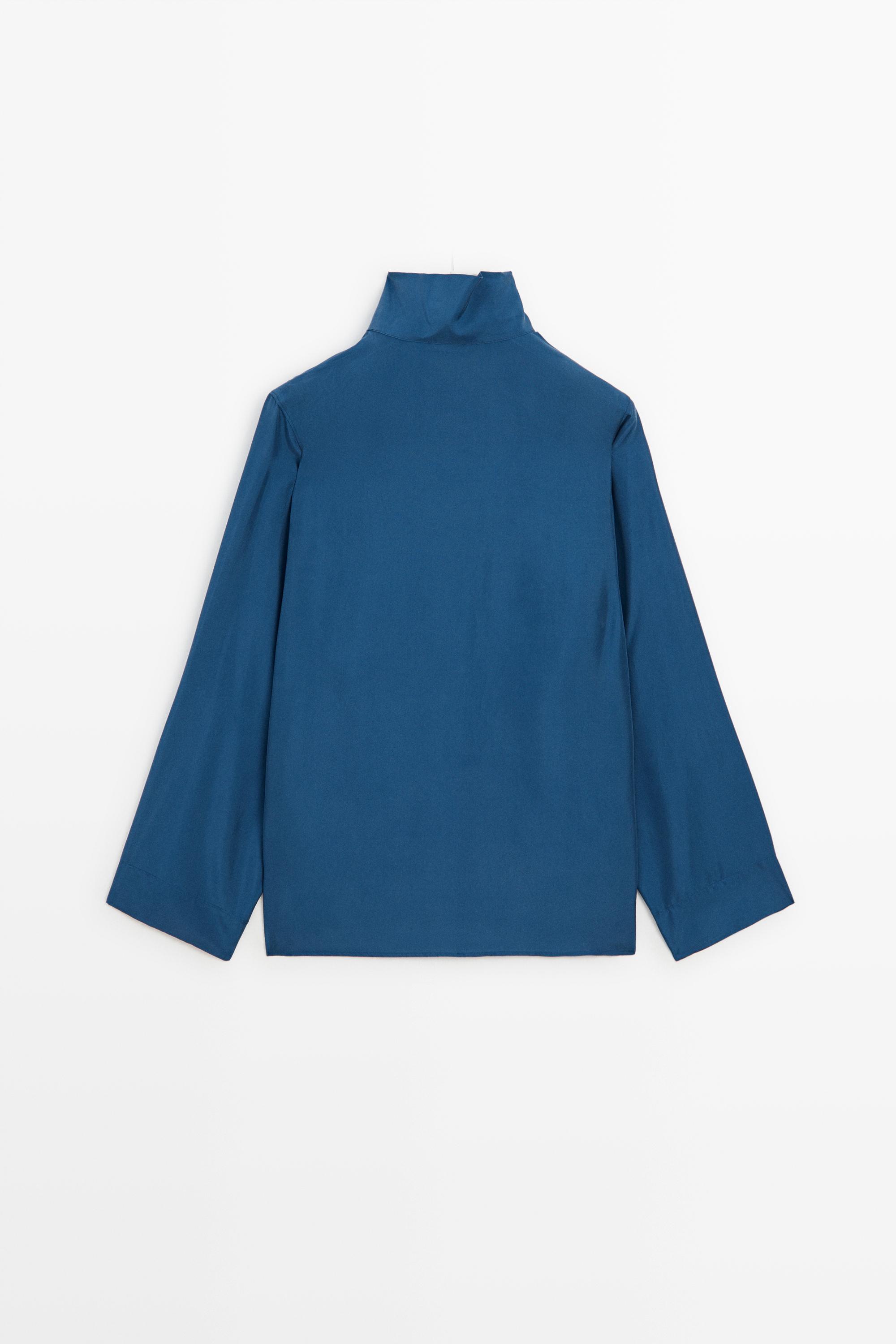 100% mulberry silk blouse with stand collar - BLUE