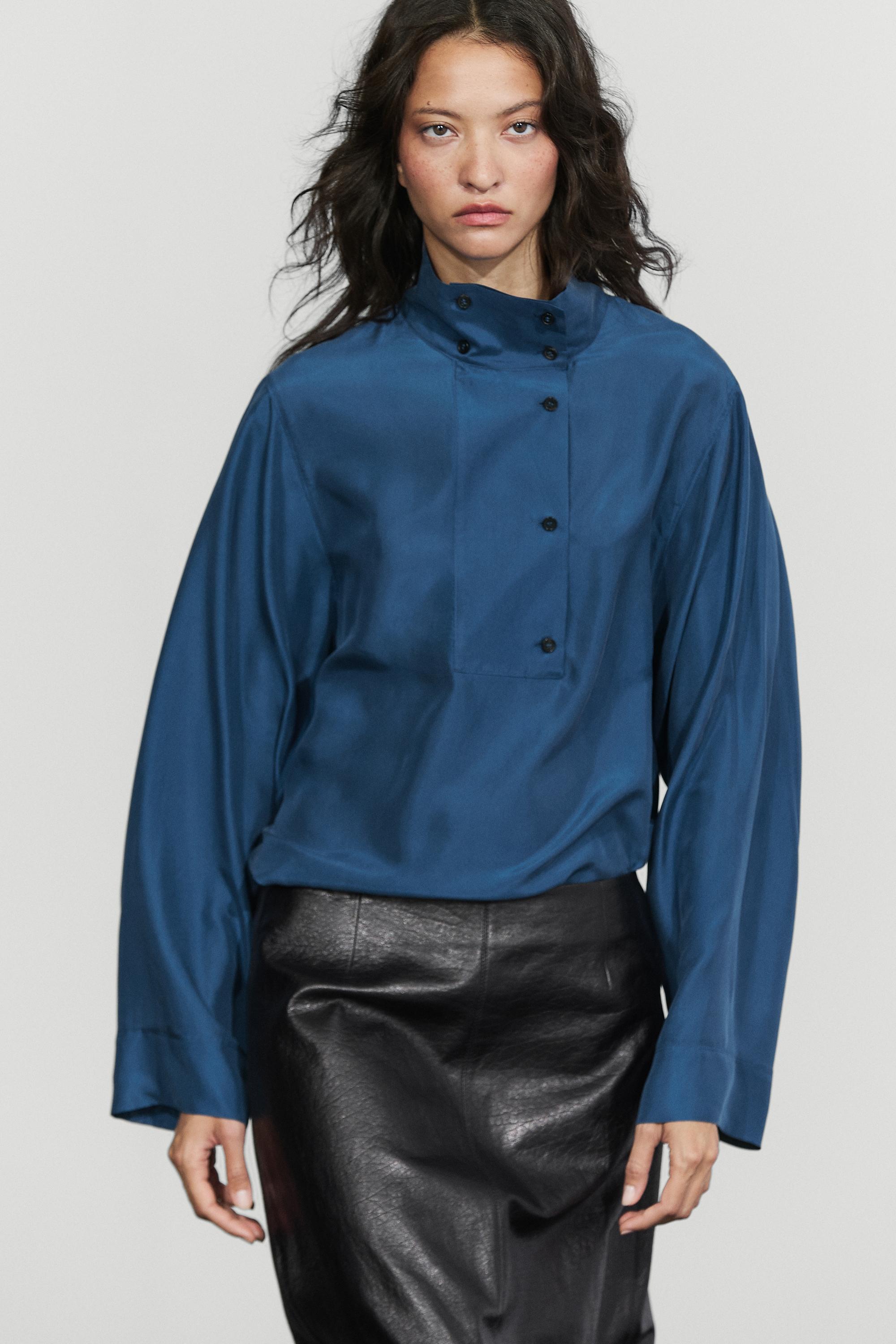 100% mulberry silk blouse with stand collar - BLUE