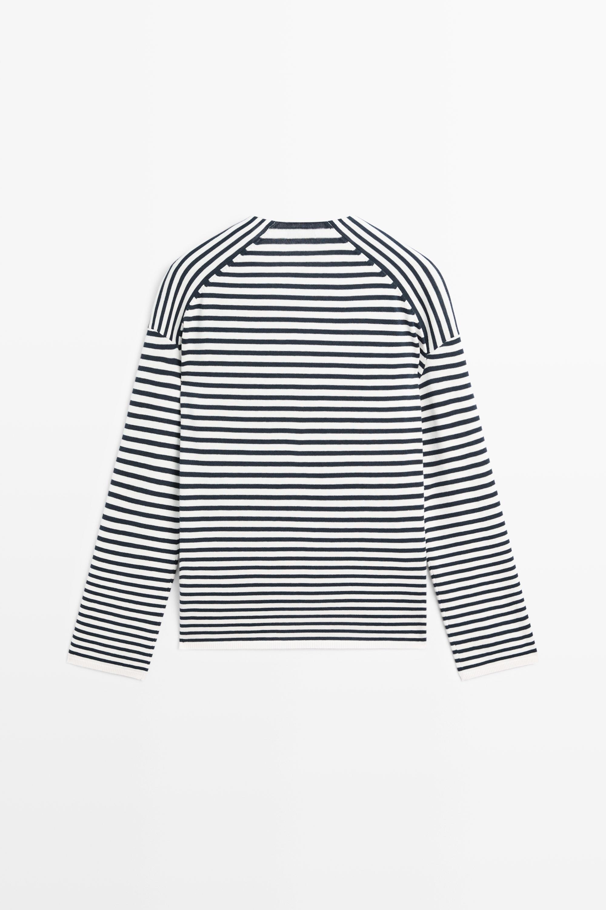 Striped V-neck knit sweater - CREAM