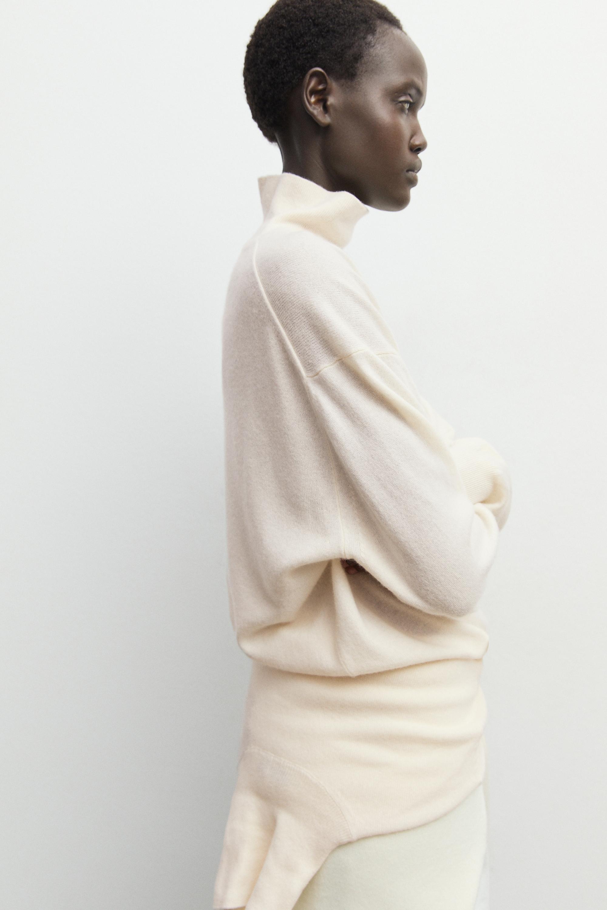 100% cashmere high neck knit sweater - CREAM
