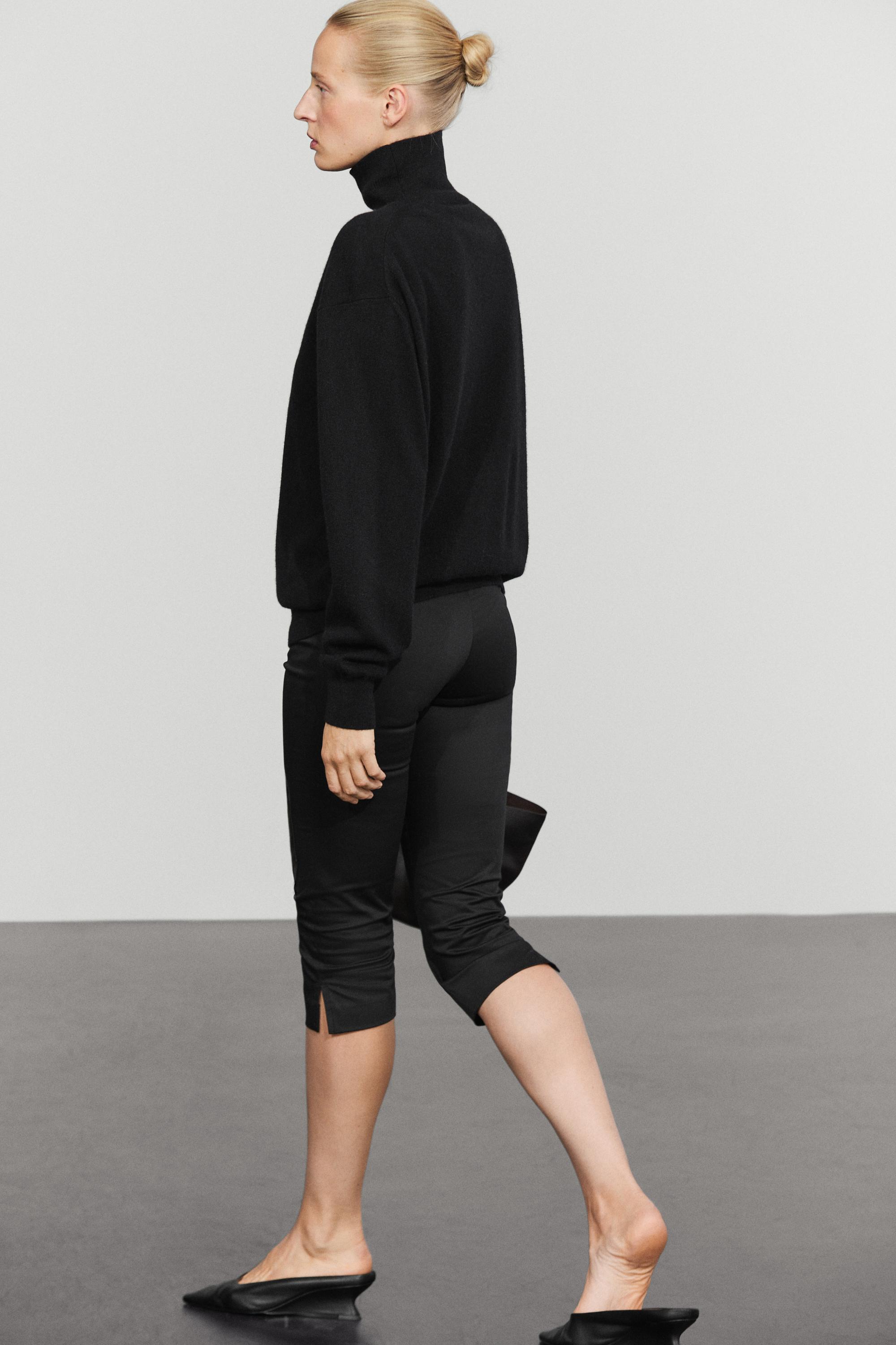 100% cashmere high neck knit sweater - BLACK
