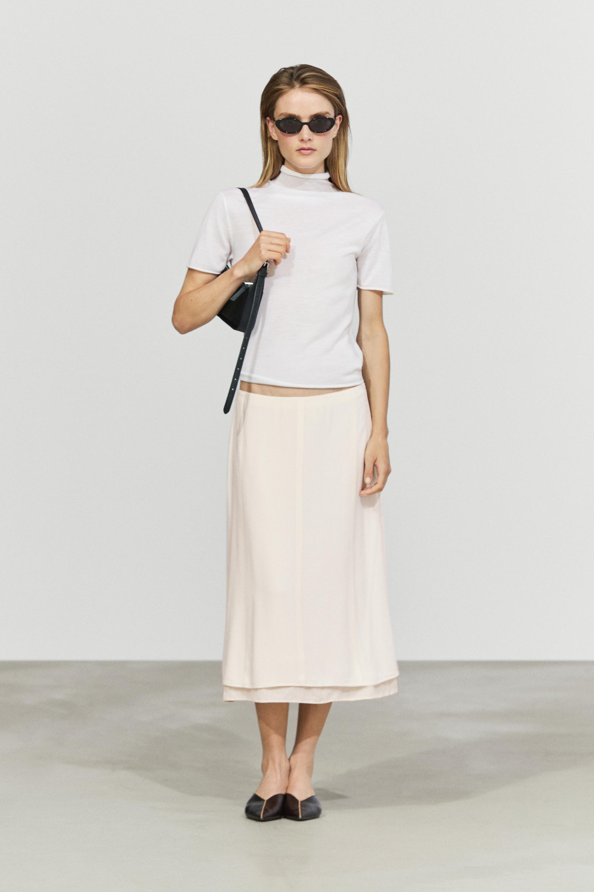 Short sleeve turtleneck knit sweater - CREAM
