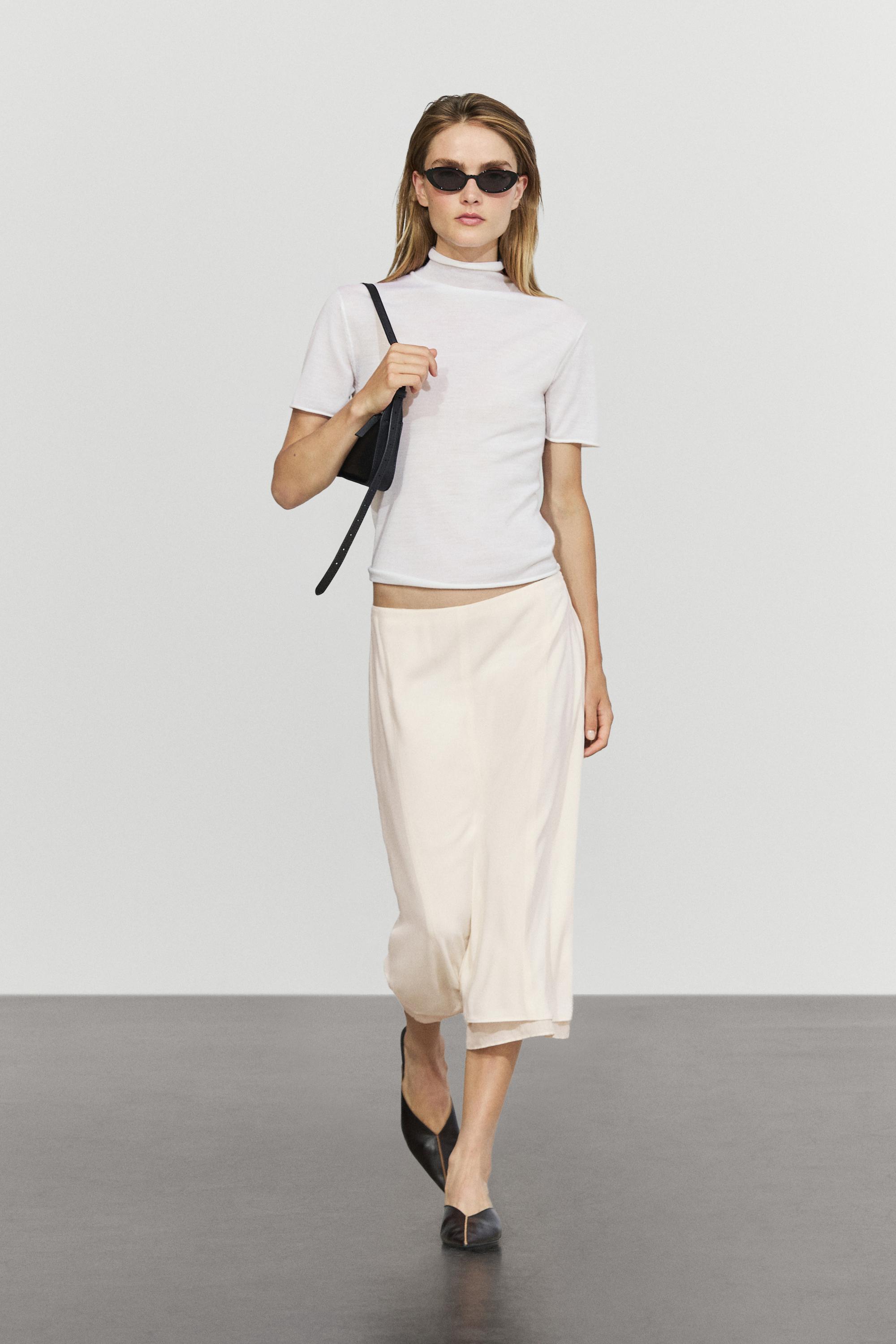 Short sleeve turtleneck knit sweater - CREAM