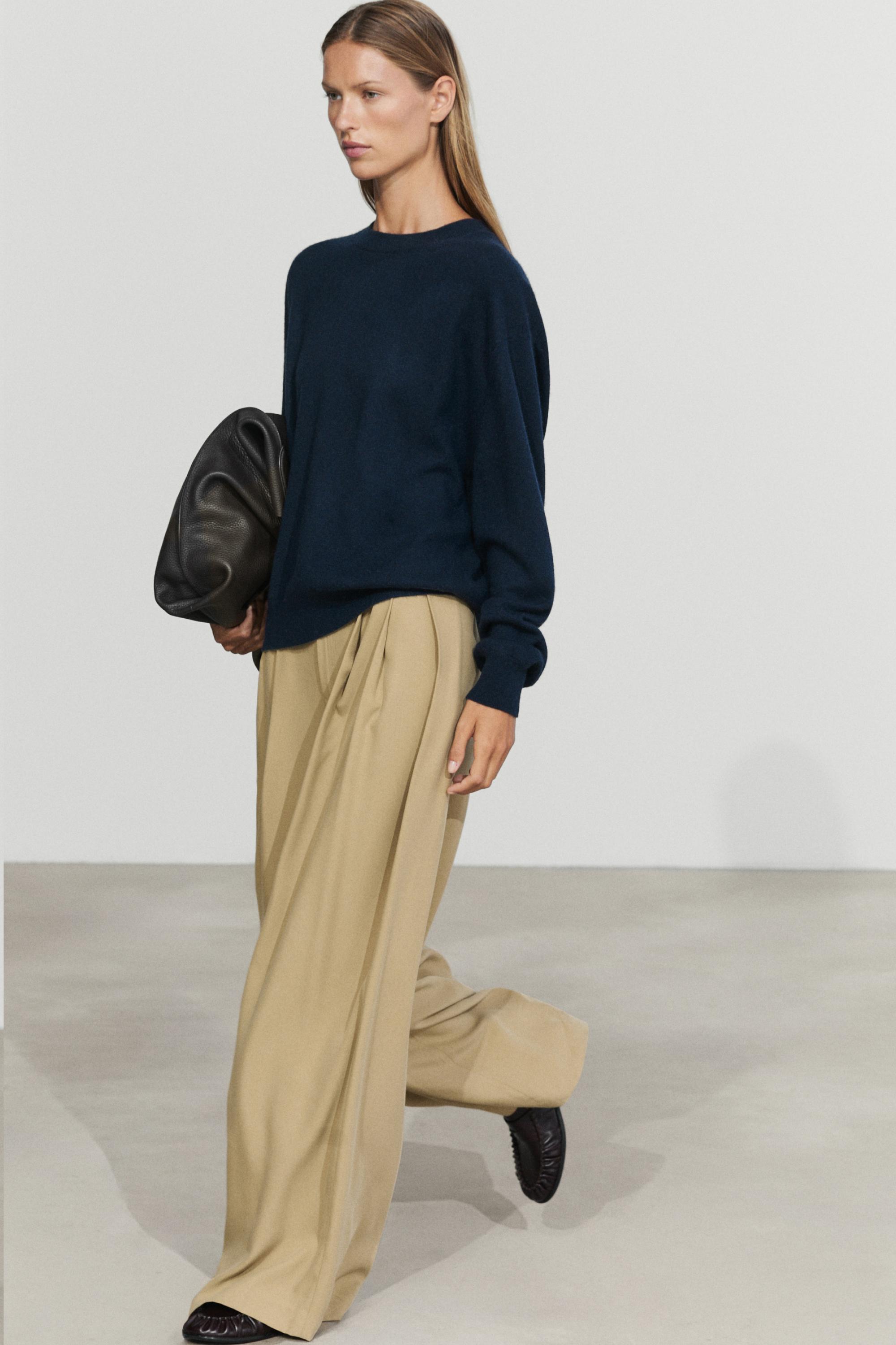 100% cashmere long sleeve sweater - NAVY BLUE
