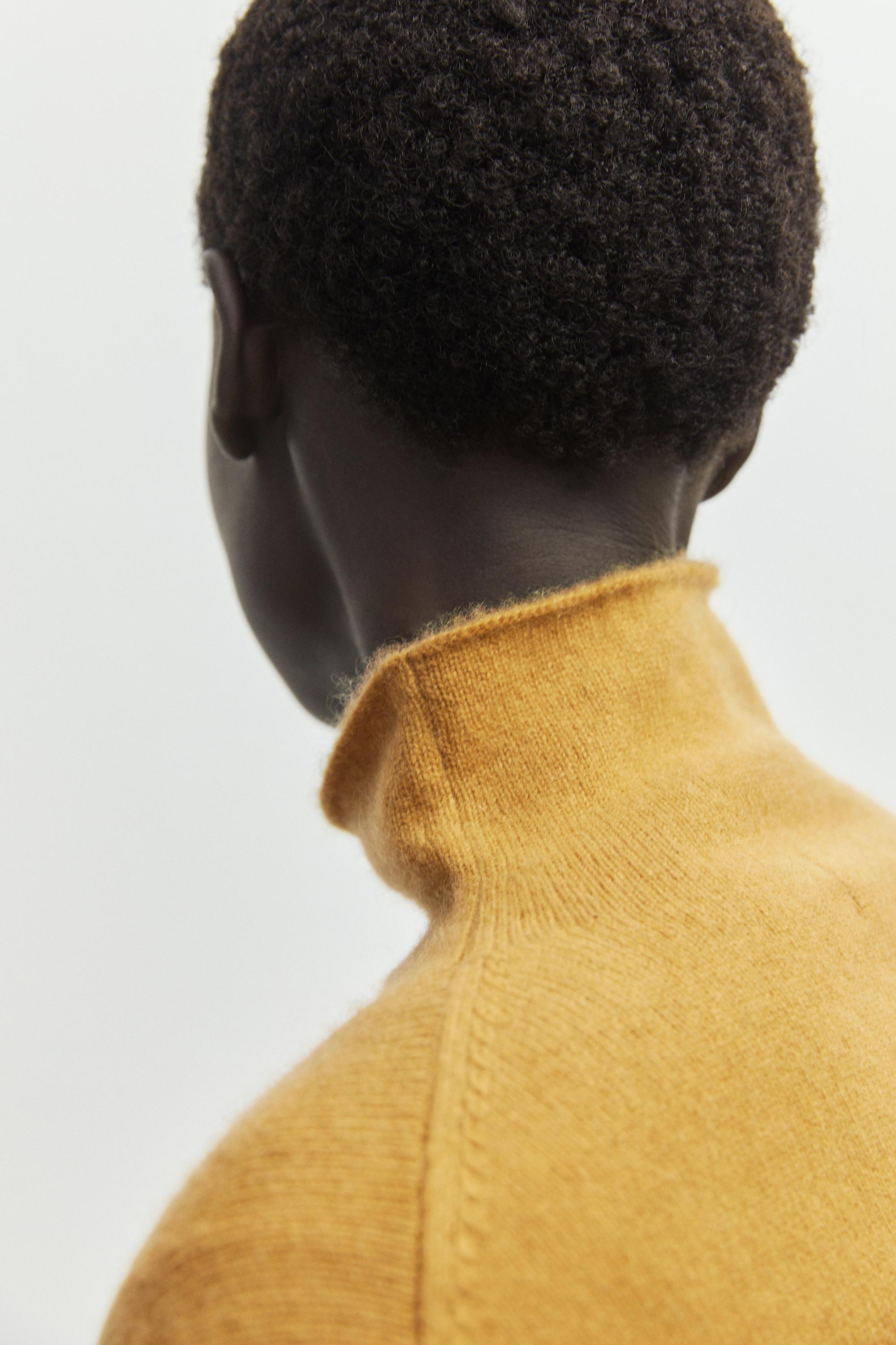 100% cashmere oversize knit sweater - MUSTARD YELLOW