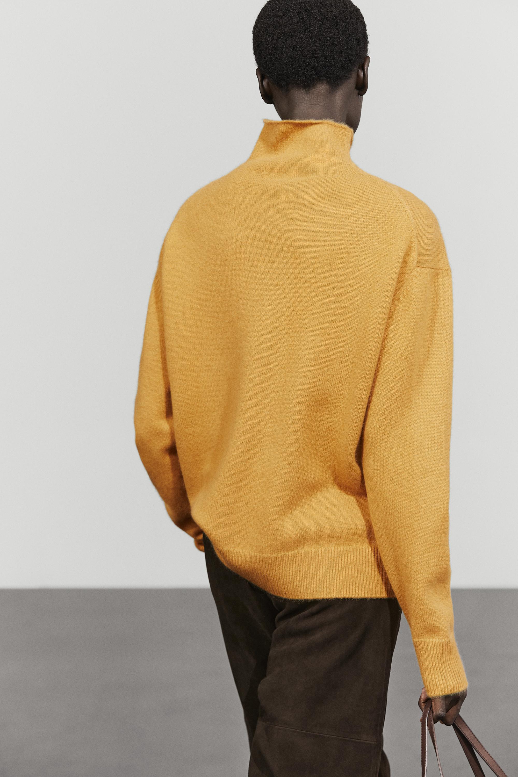 100% cashmere oversize knit sweater - MUSTARD YELLOW