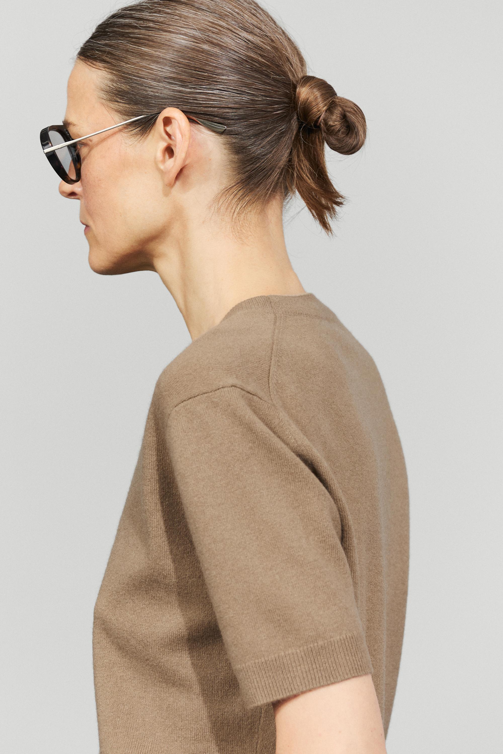 Short sleeve wool blend knit sweater - GREENISH