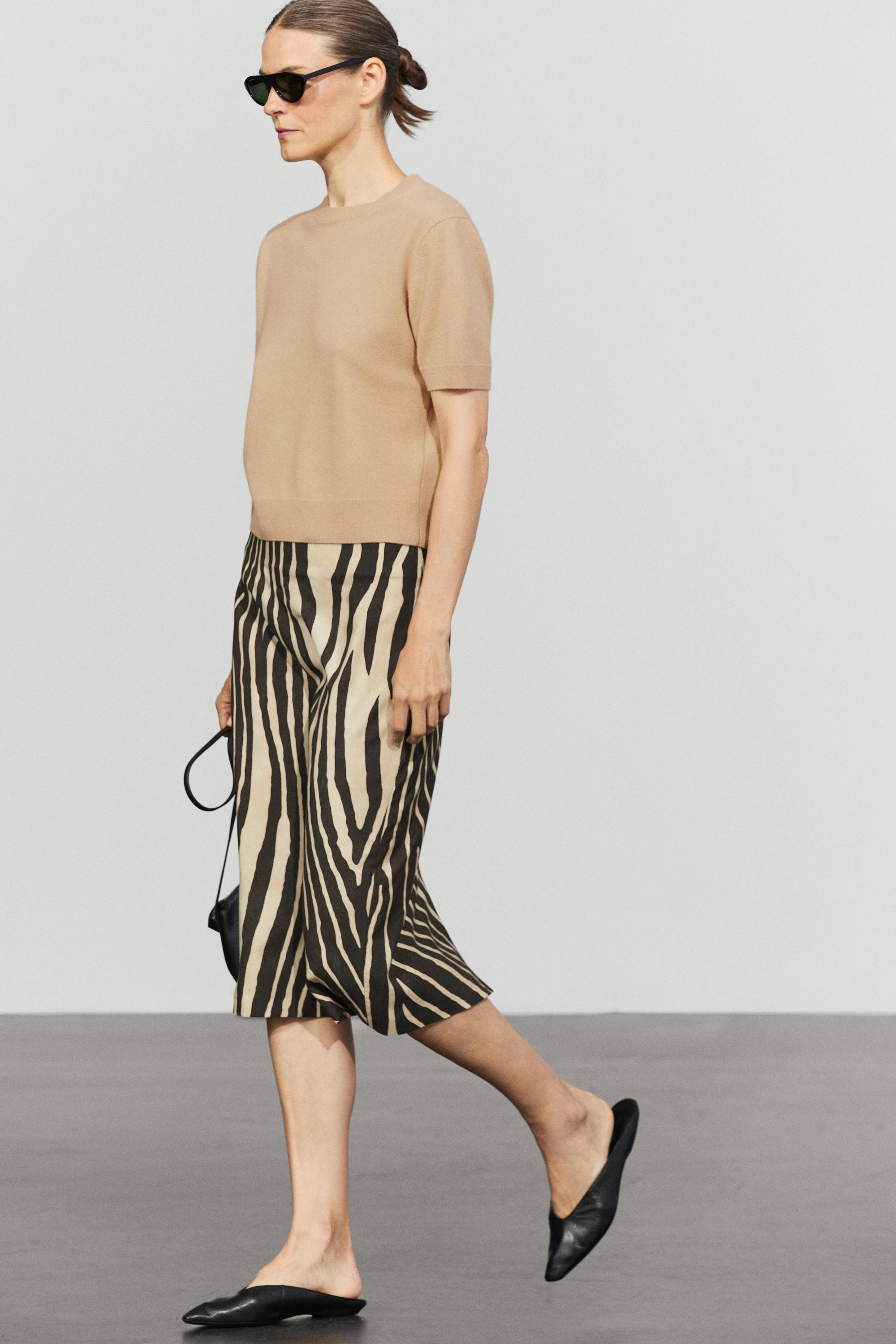 Short sleeve wool blend knit sweater - CAMEL