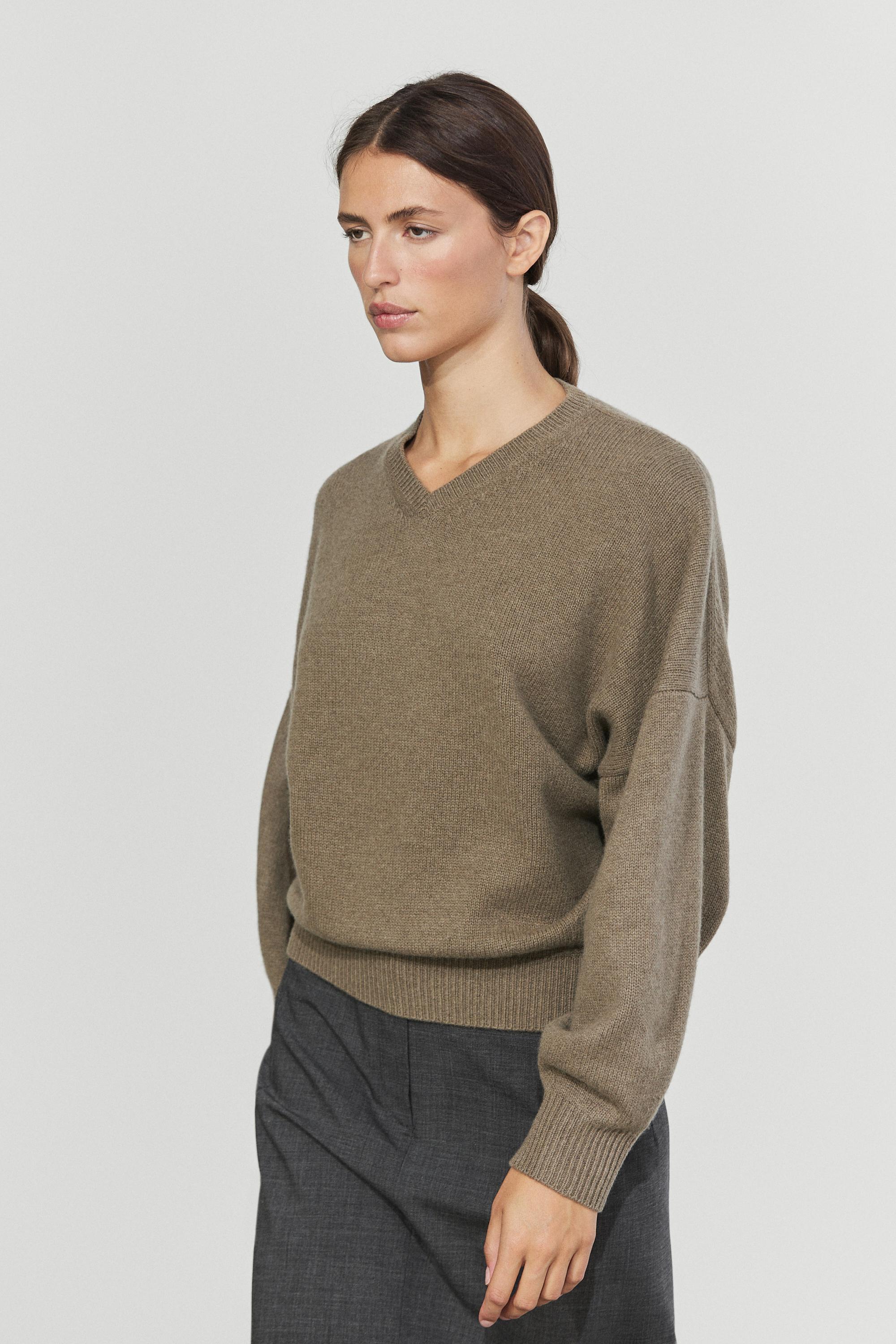 100% wool oversize knit sweater - BEIGE