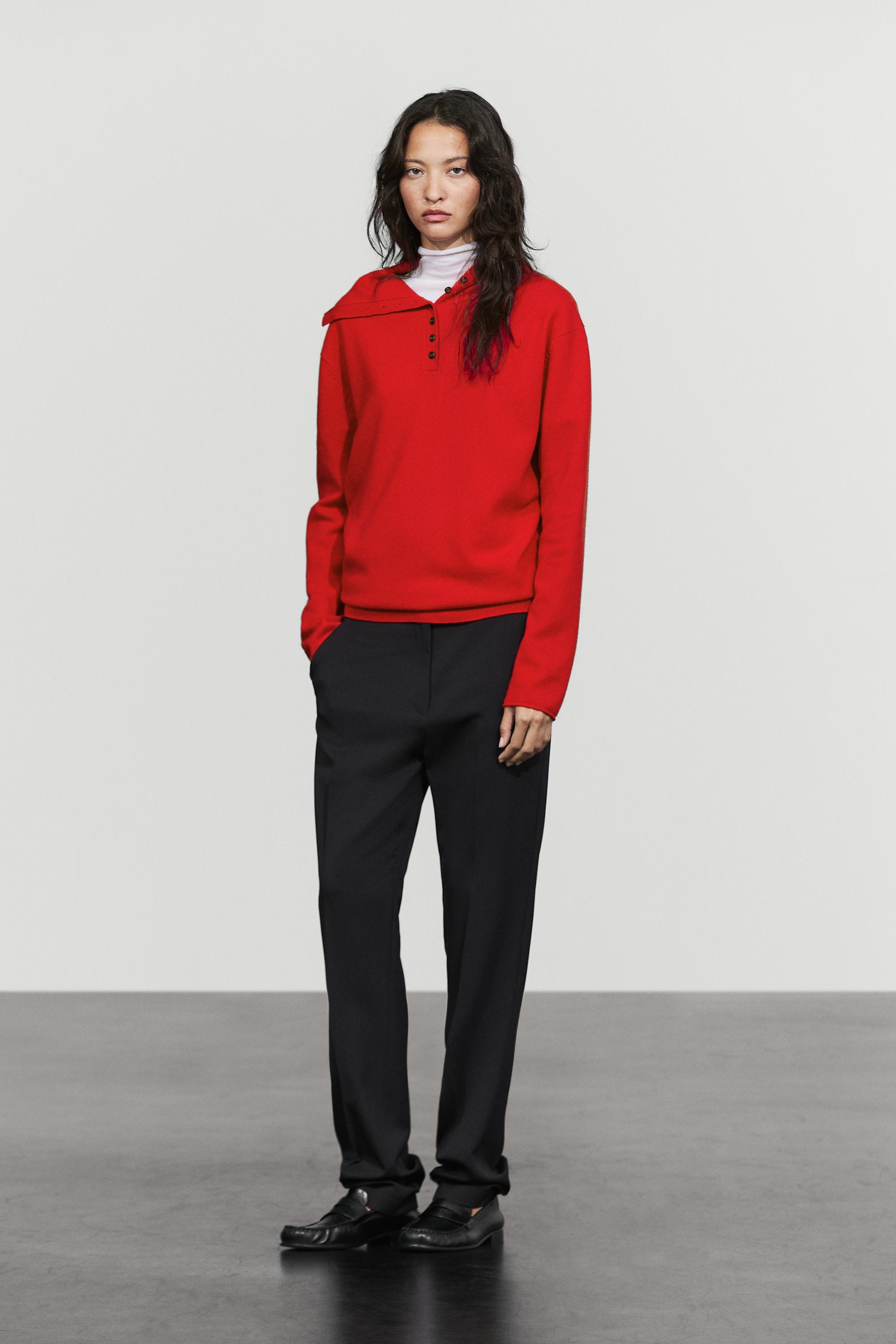 Hooded knit sweater with button detail - RED