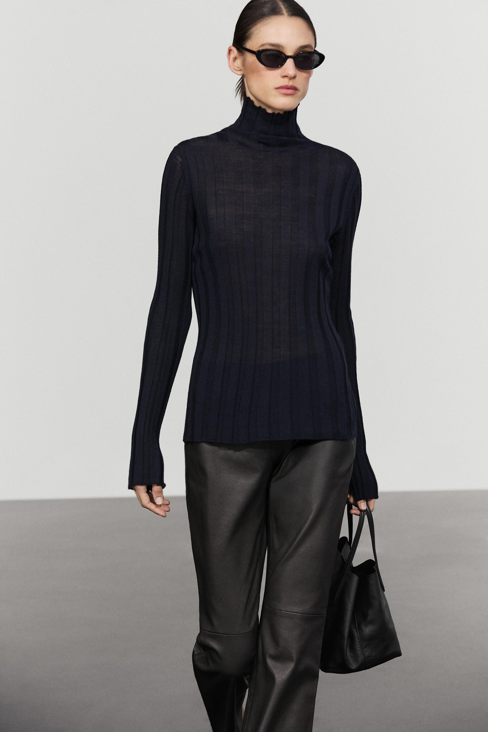 Ribbed mock turtleneck knit sweater - NAVY BLUE
