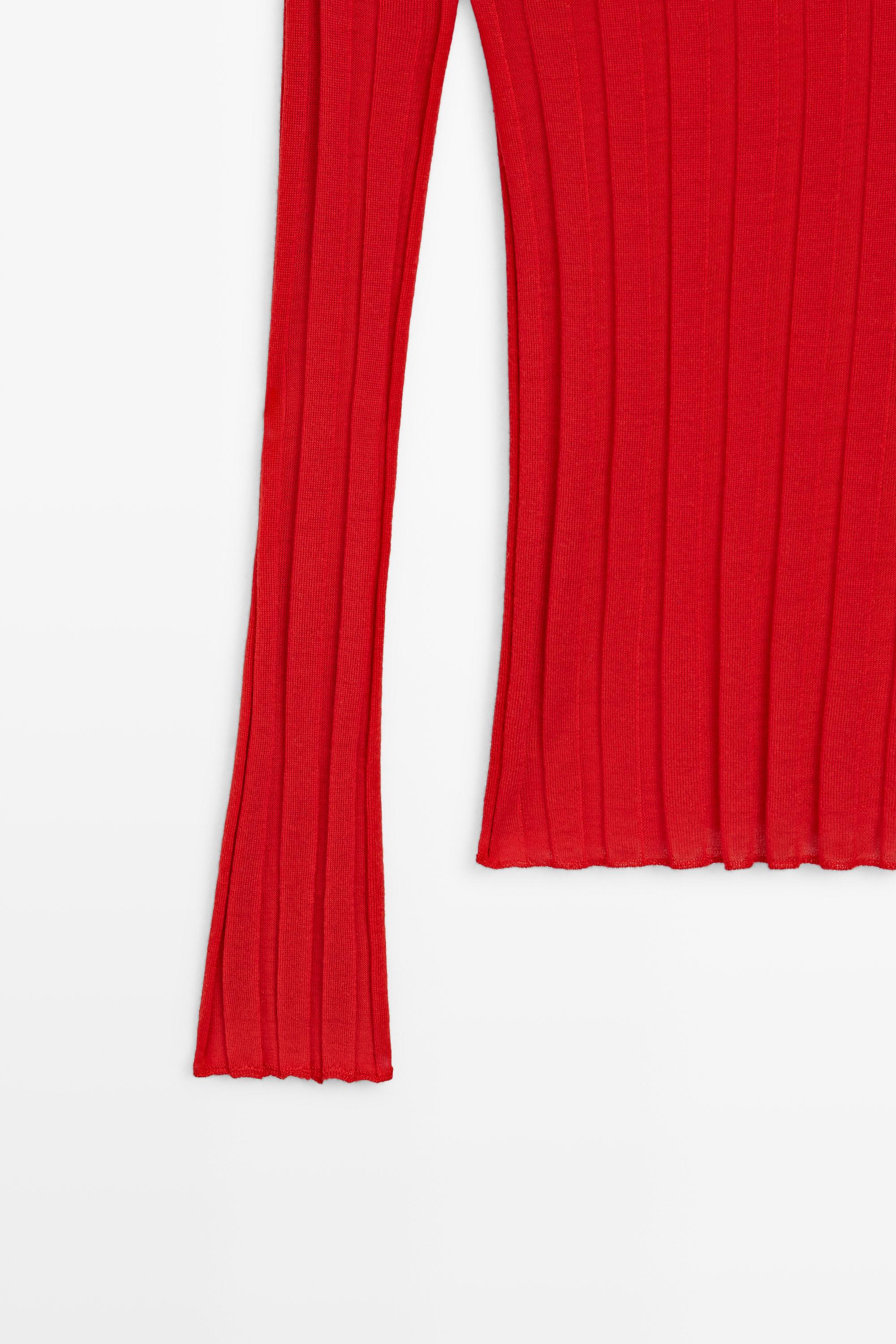 Ribbed mock turtleneck knit sweater - RED
