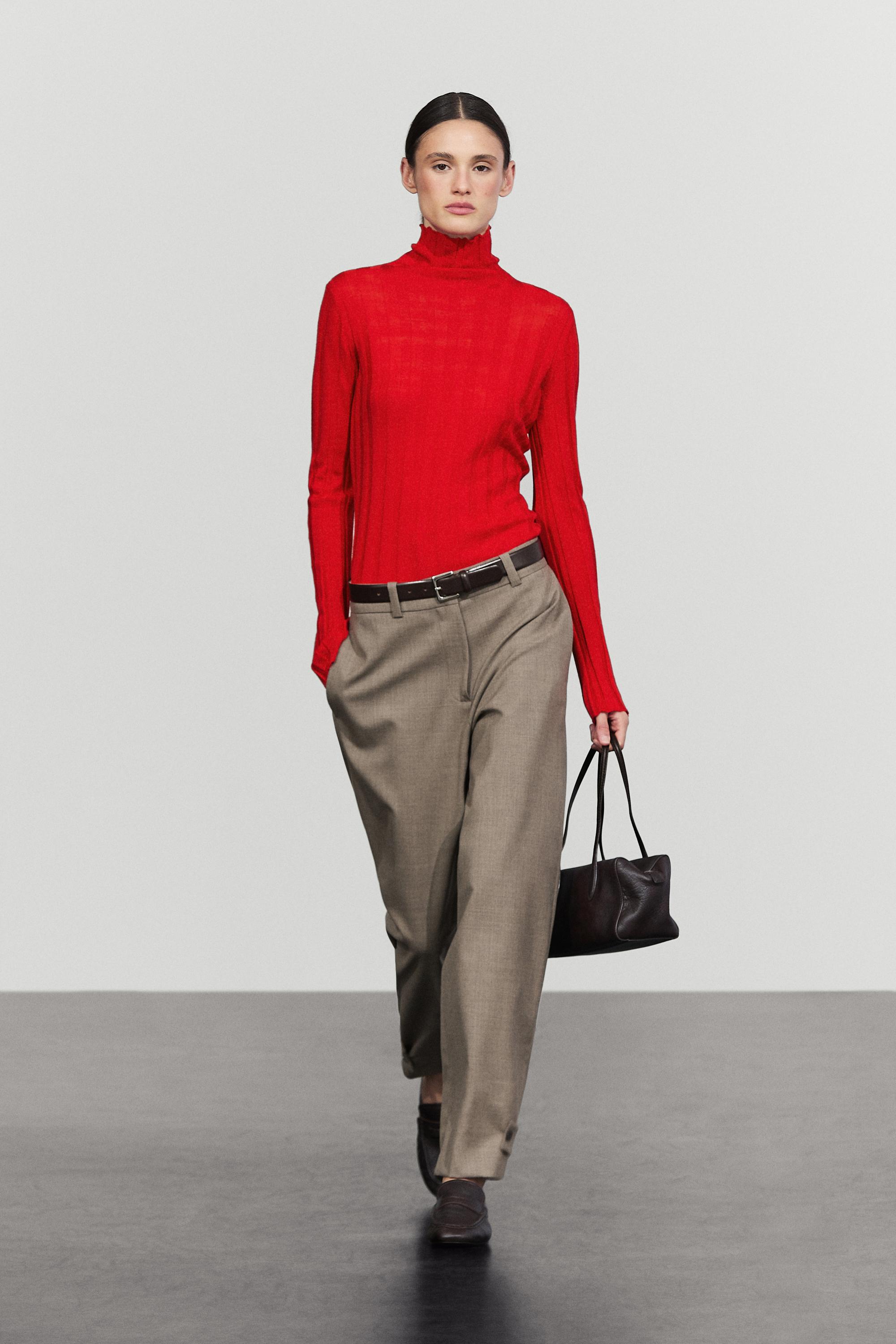 Ribbed mock turtleneck knit sweater - RED