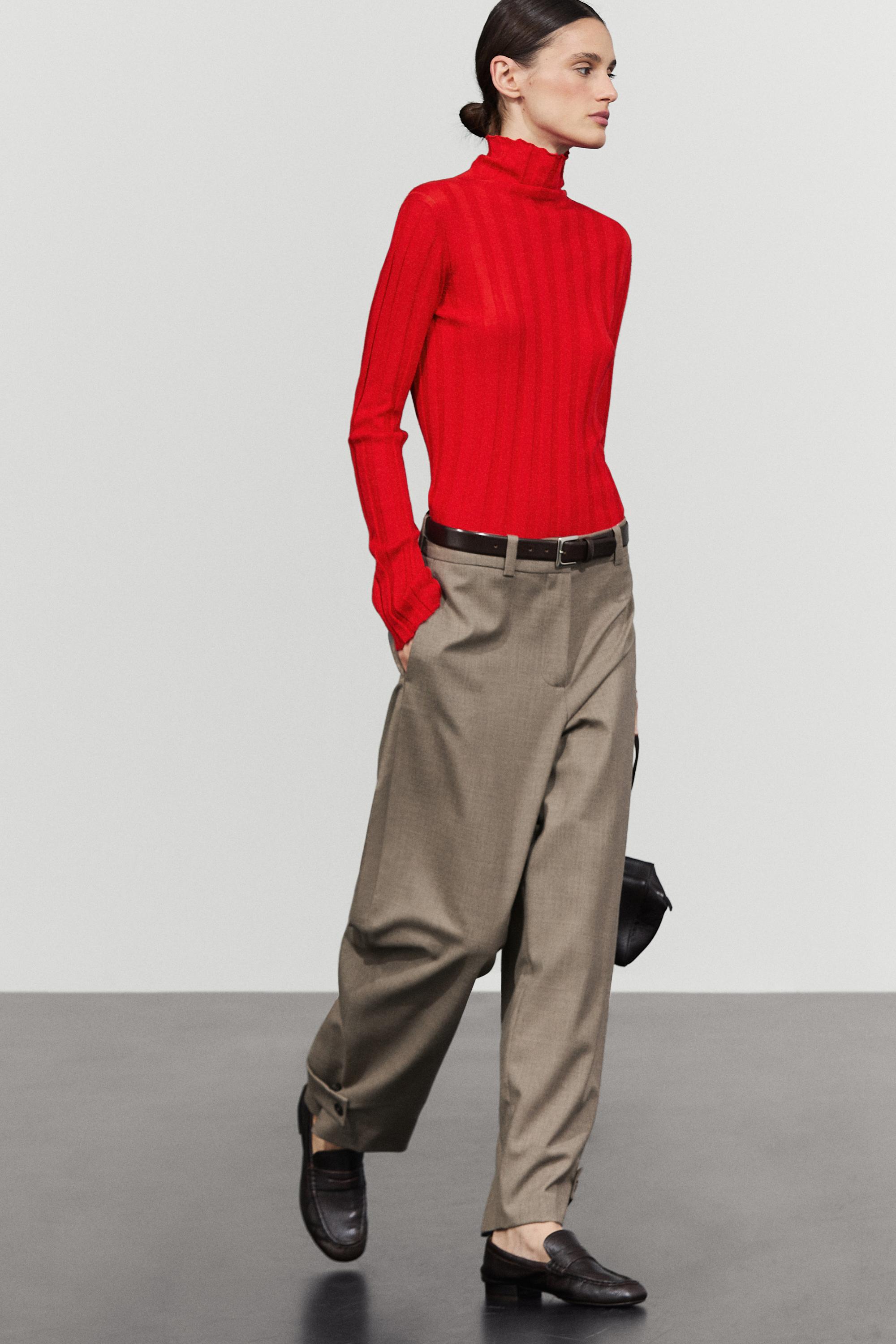 Ribbed mock turtleneck knit sweater - RED