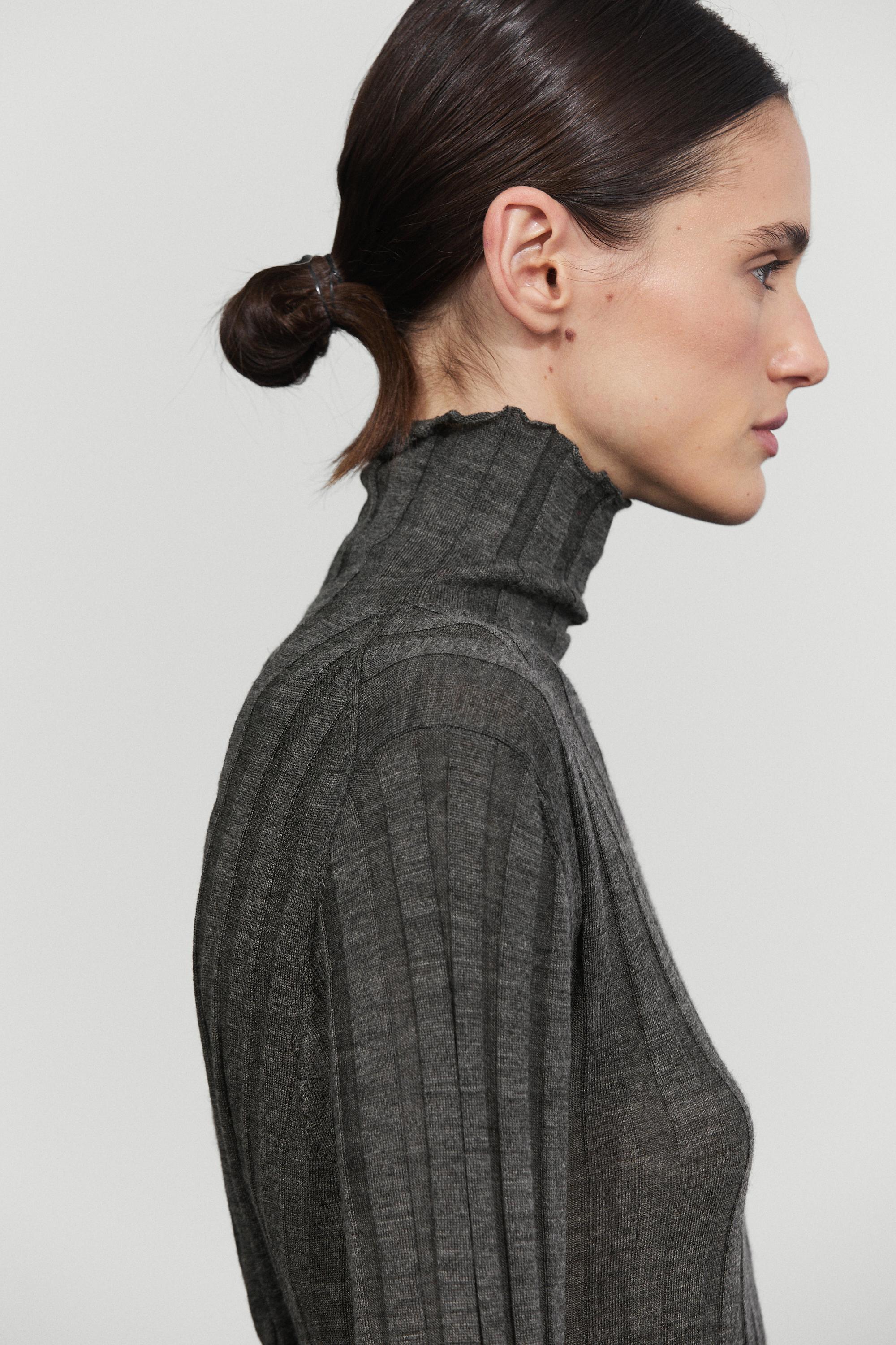 Ribbed mock turtleneck knit sweater - MEDIUM GREY