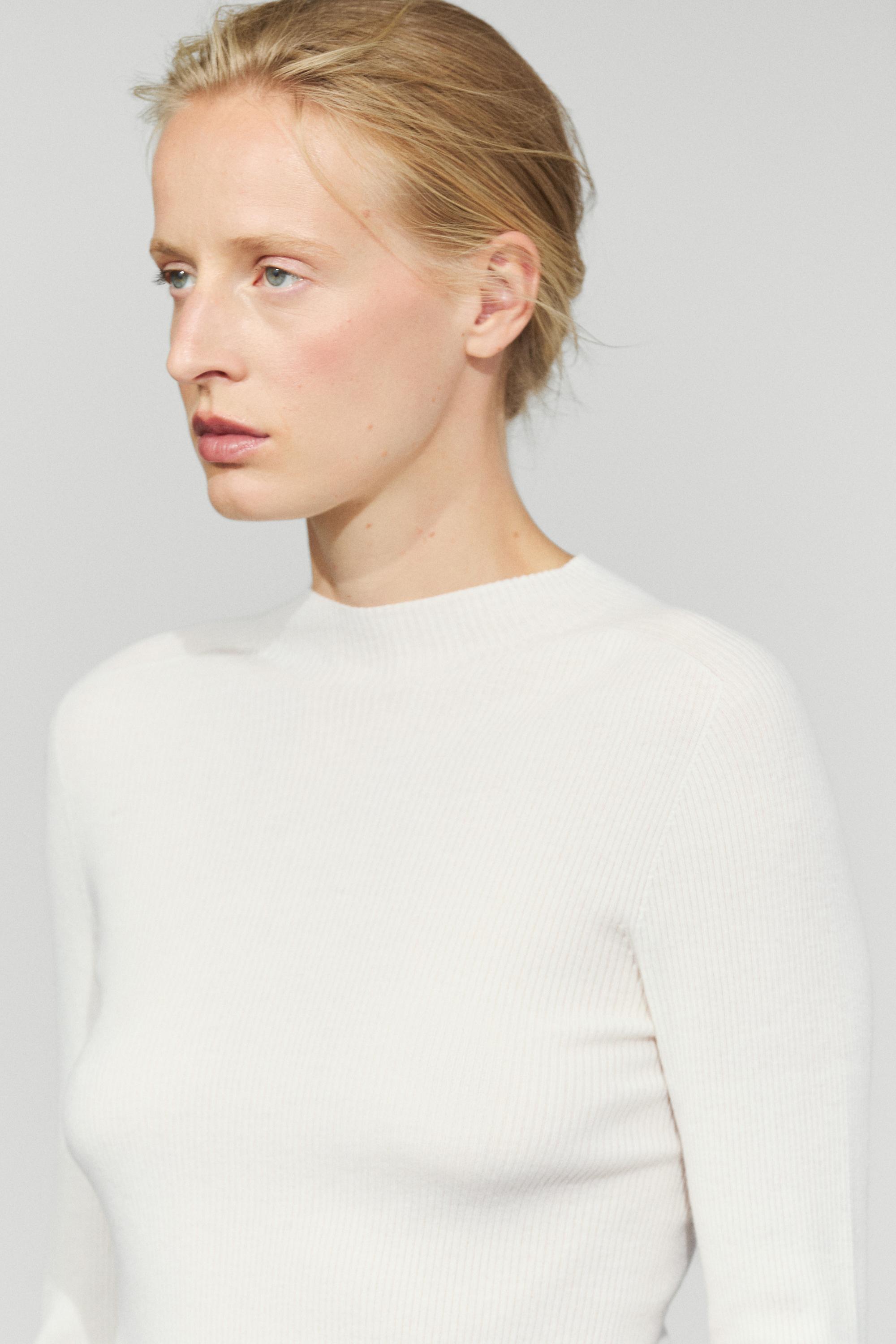 Ribbed knit mock turtleneck sweater - CREAM