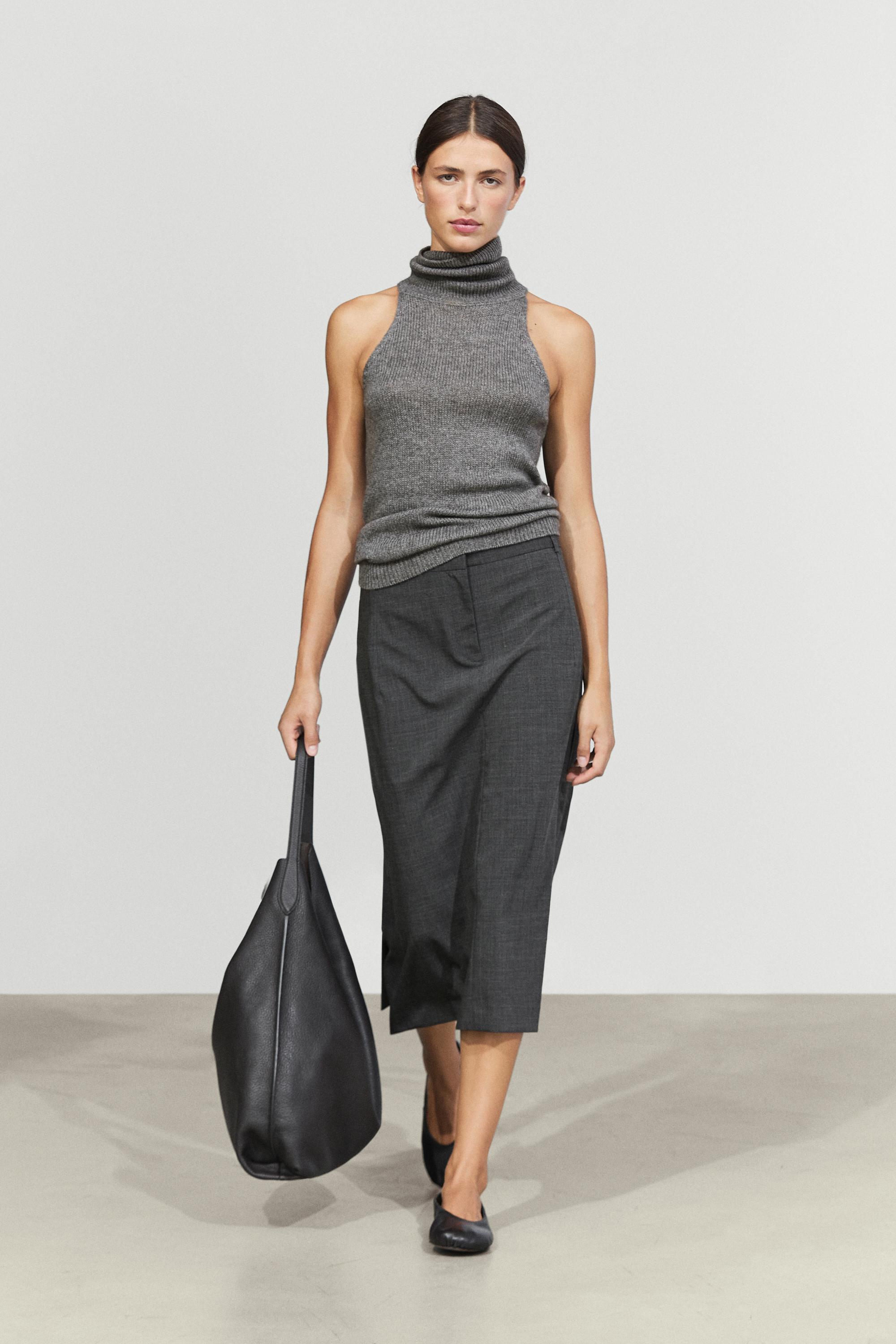Halter neck knit top - GREY