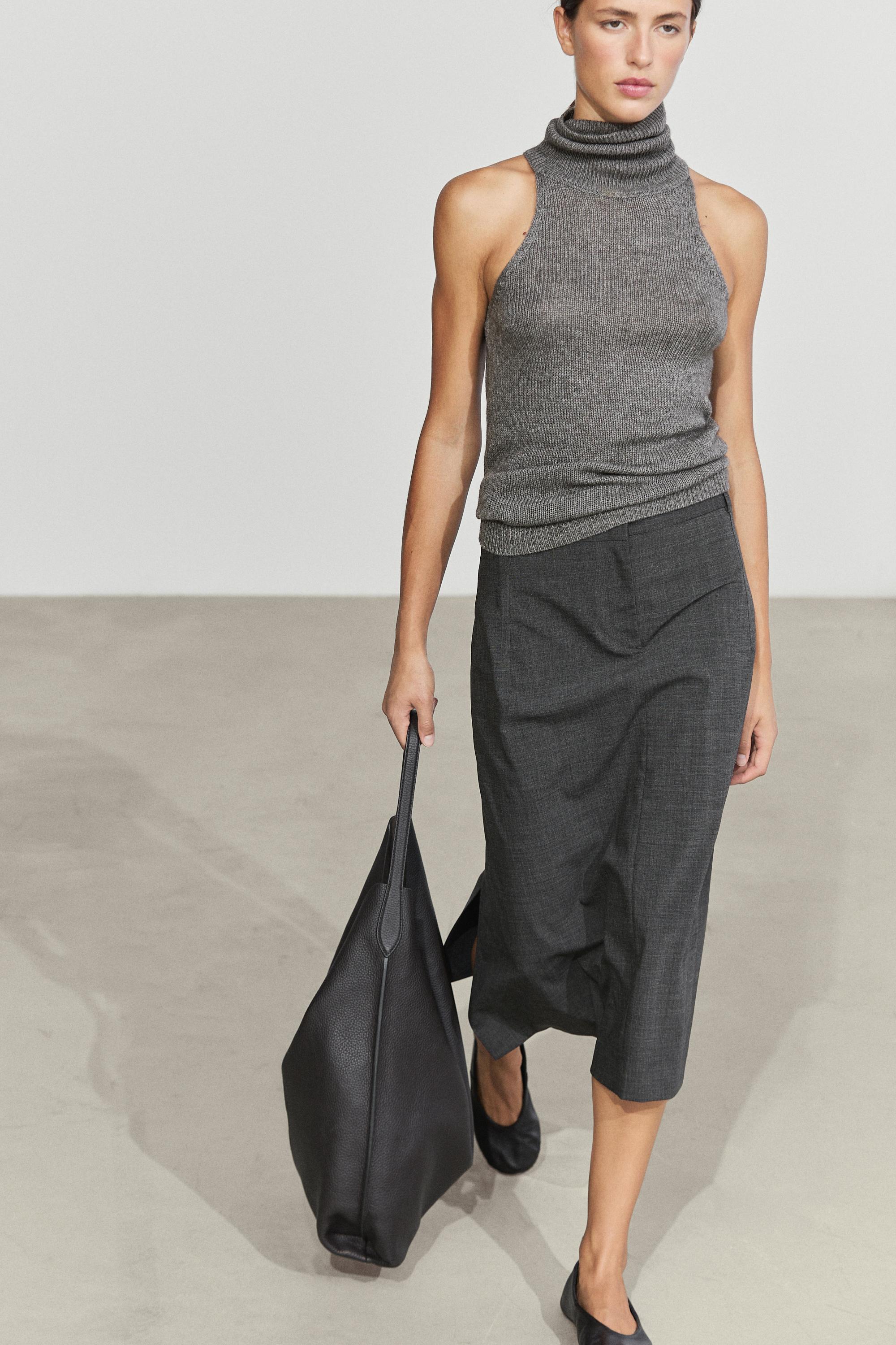 Halter neck knit top - GREY