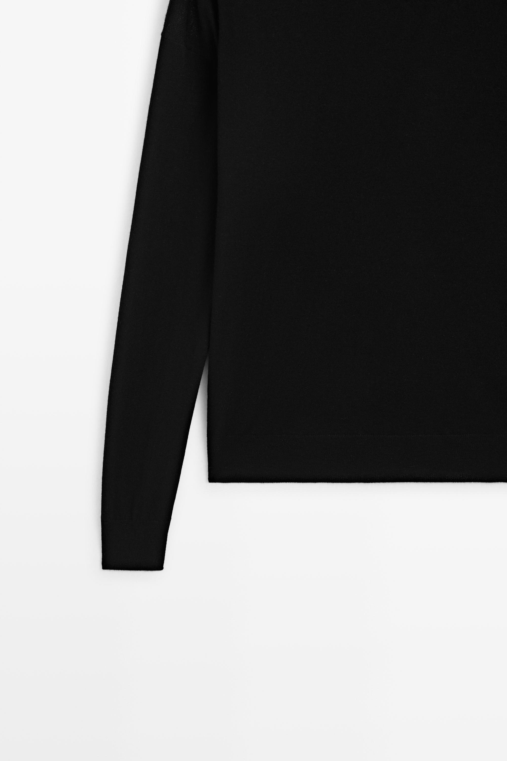 Fine knit round neck sweater - BLACK