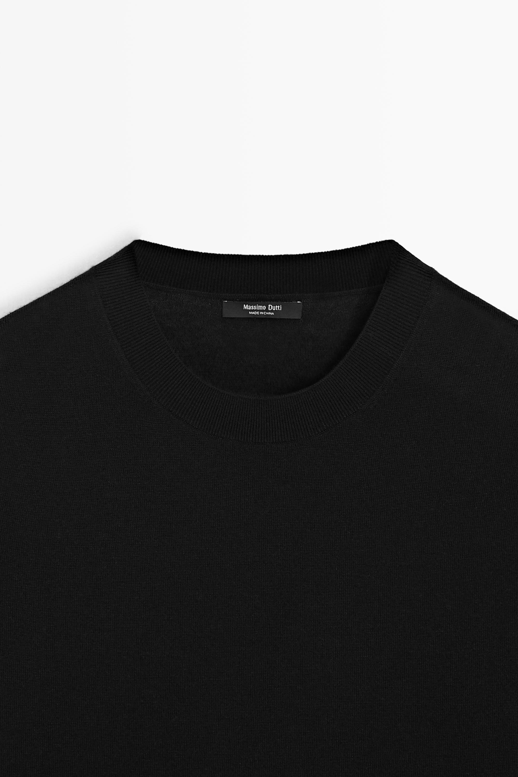 Fine knit round neck sweater - BLACK
