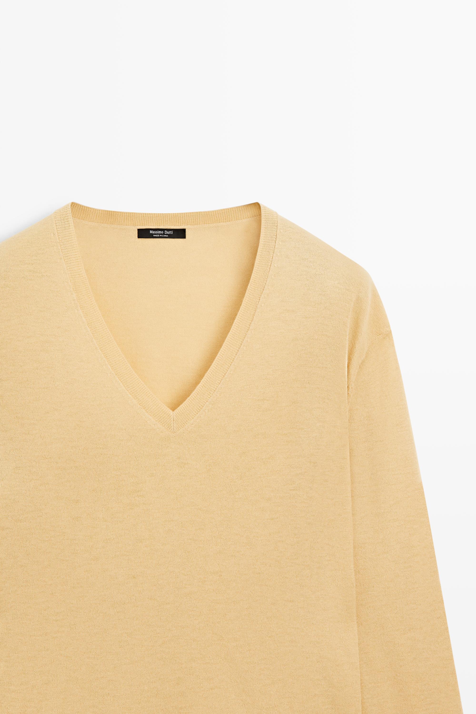 V-neck knit sweater - Vanilla