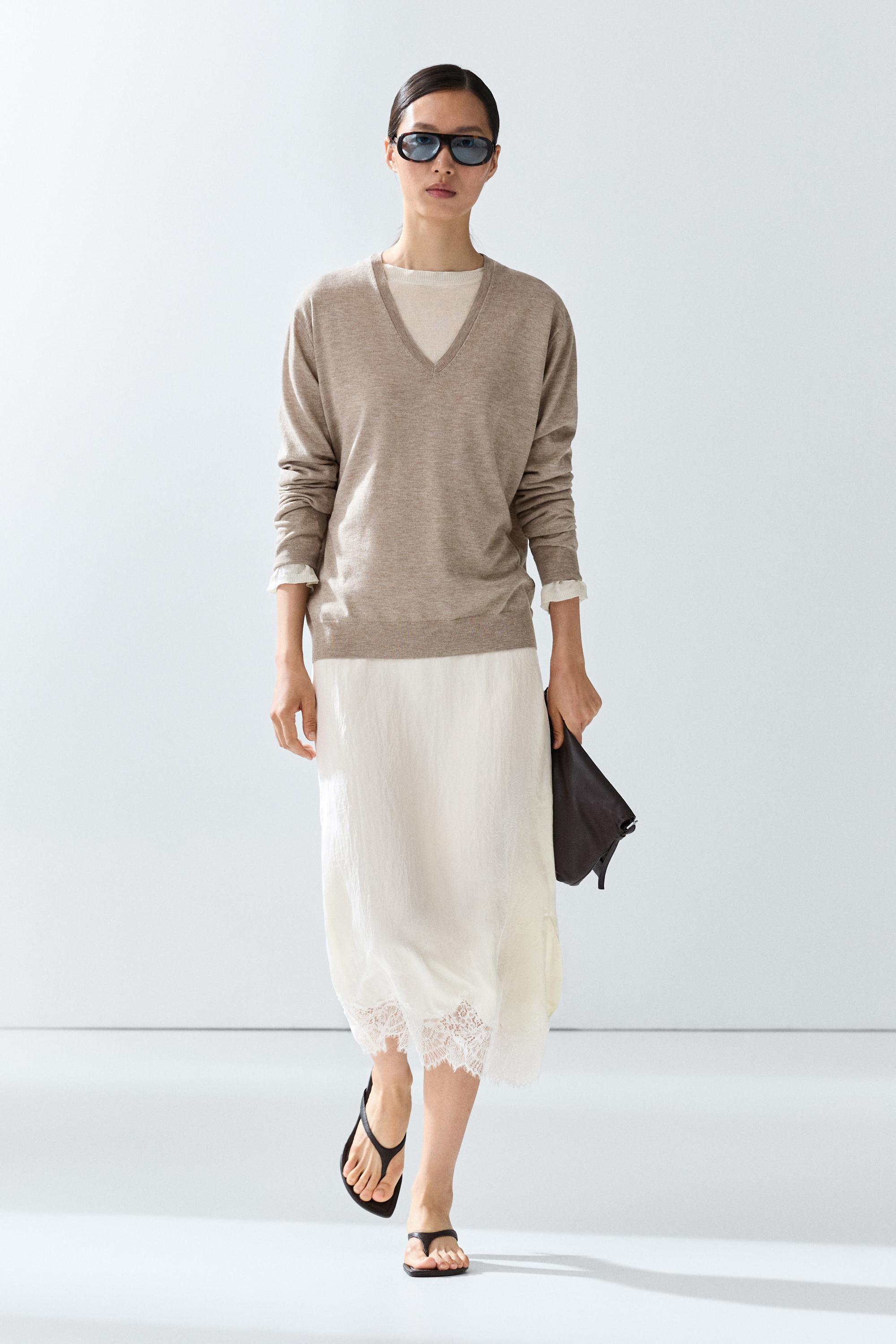 V-neck knit sweater - MINK