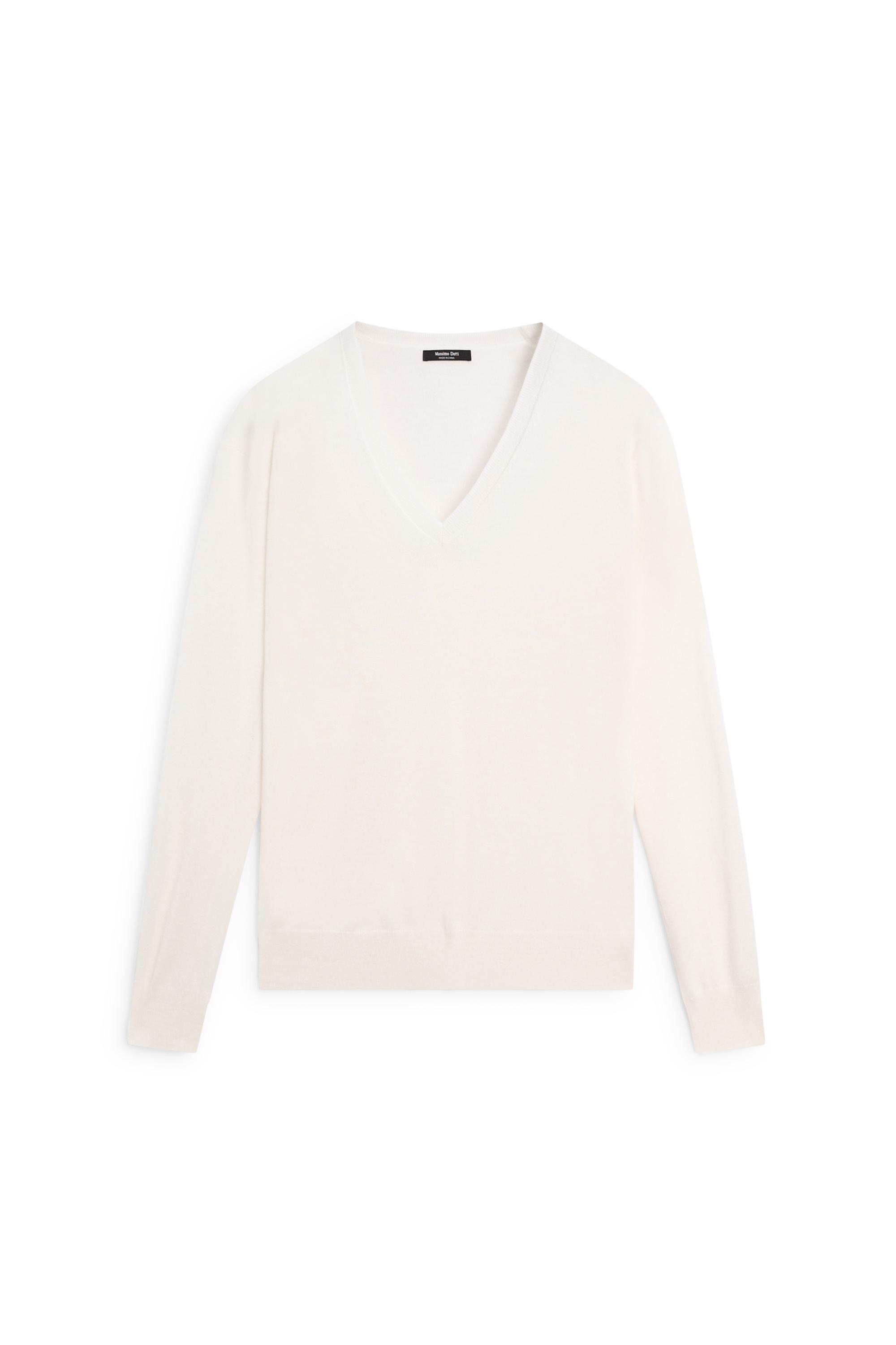 V-neck knit sweater - CREAM