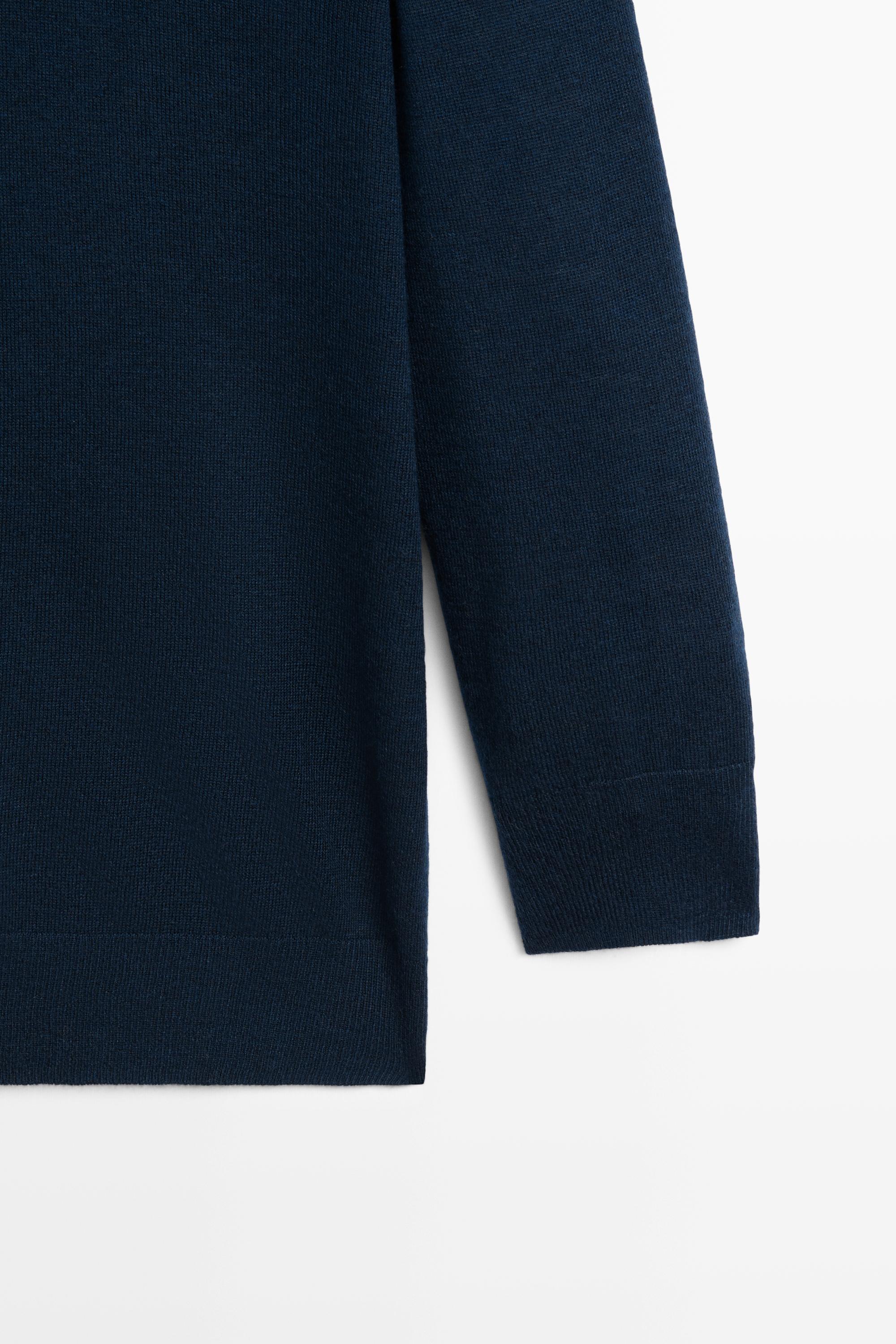 Wool blend turtleneck knit sweater - NAVY BLUE