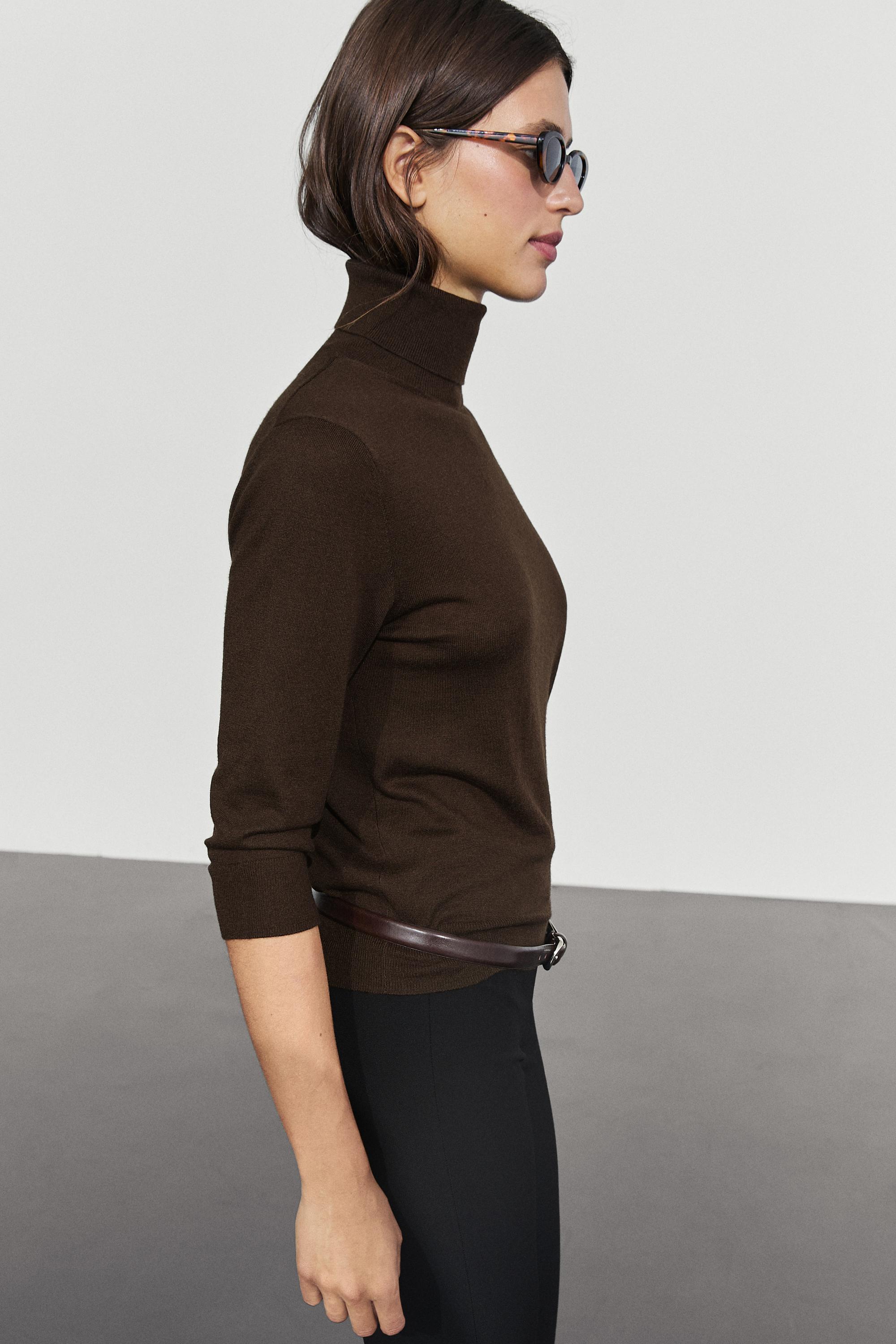 Wool blend turtleneck knit sweater - Chocolate