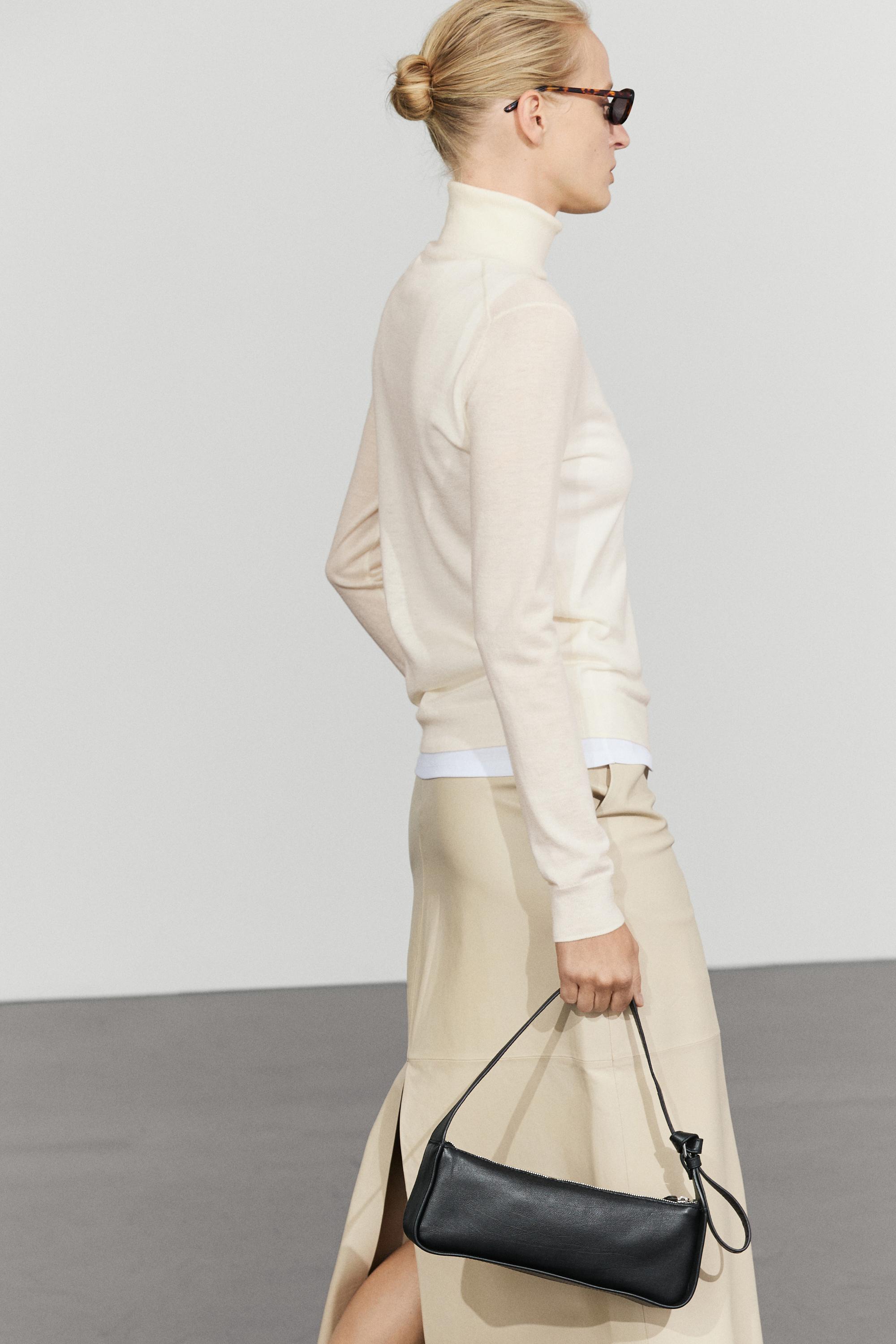 Wool-blend turtleneck knit sweater - CREAM