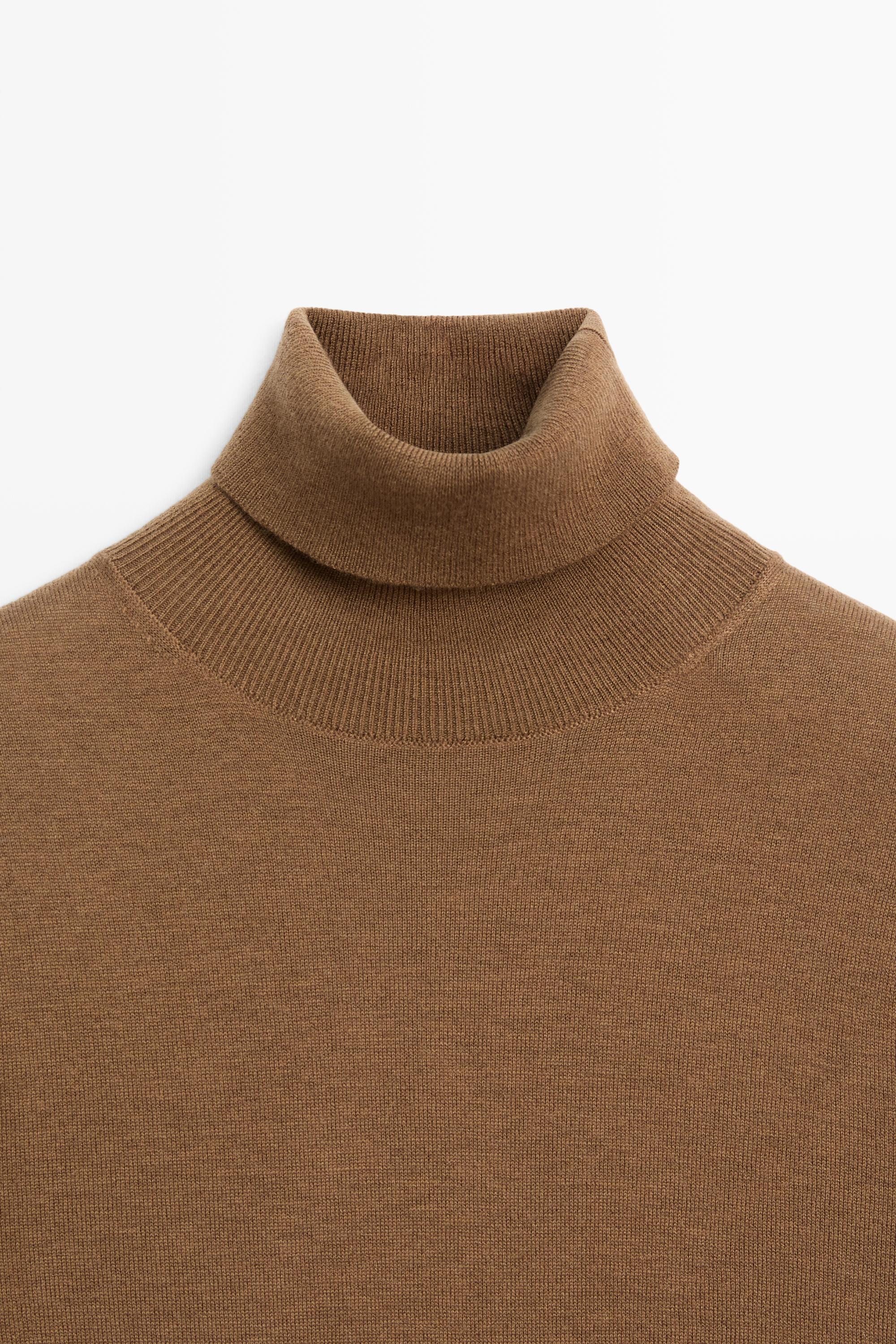 Wool-blend turtleneck knit sweater - TOFFEE