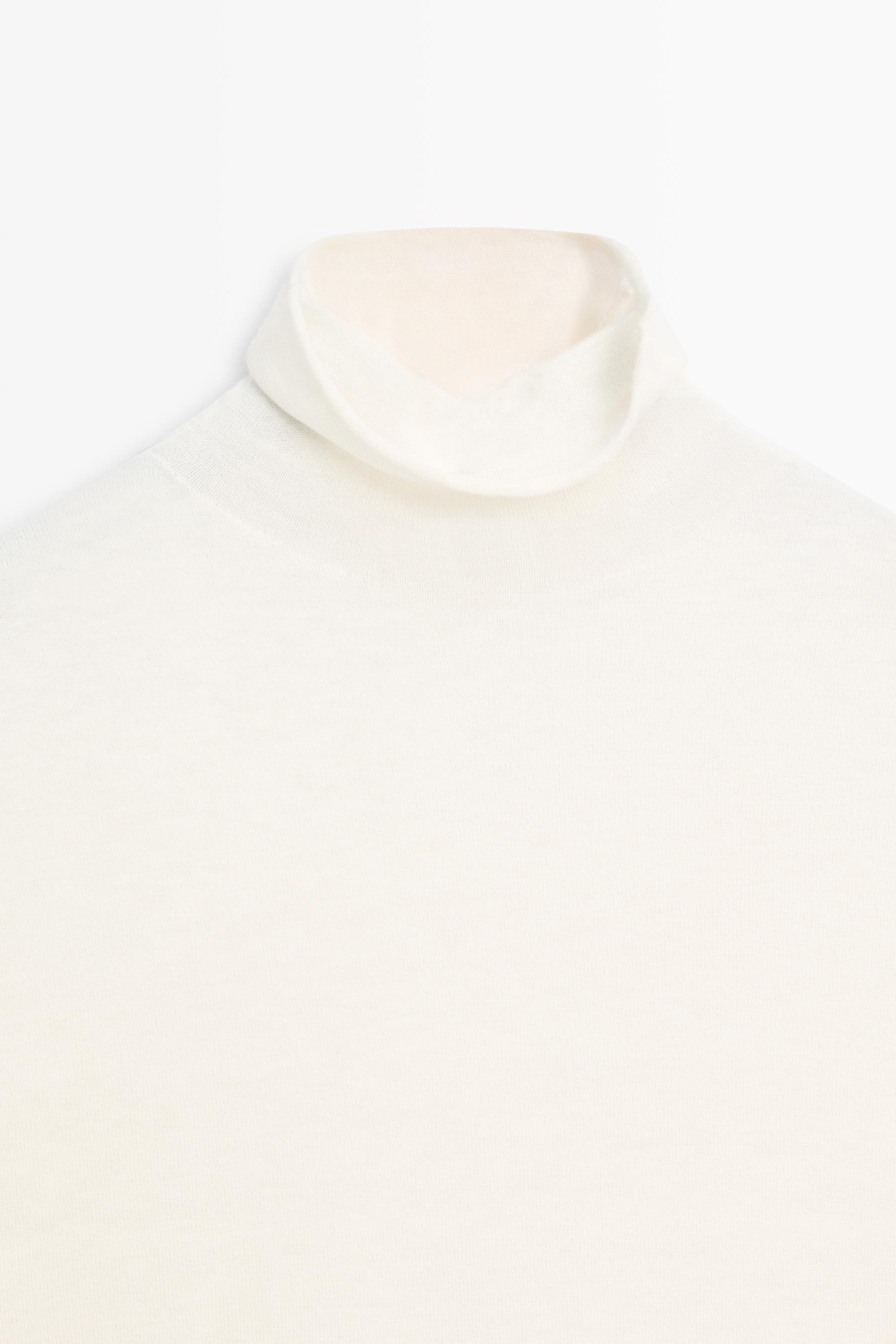 Wool blend turtleneck knit sweater - CREAM