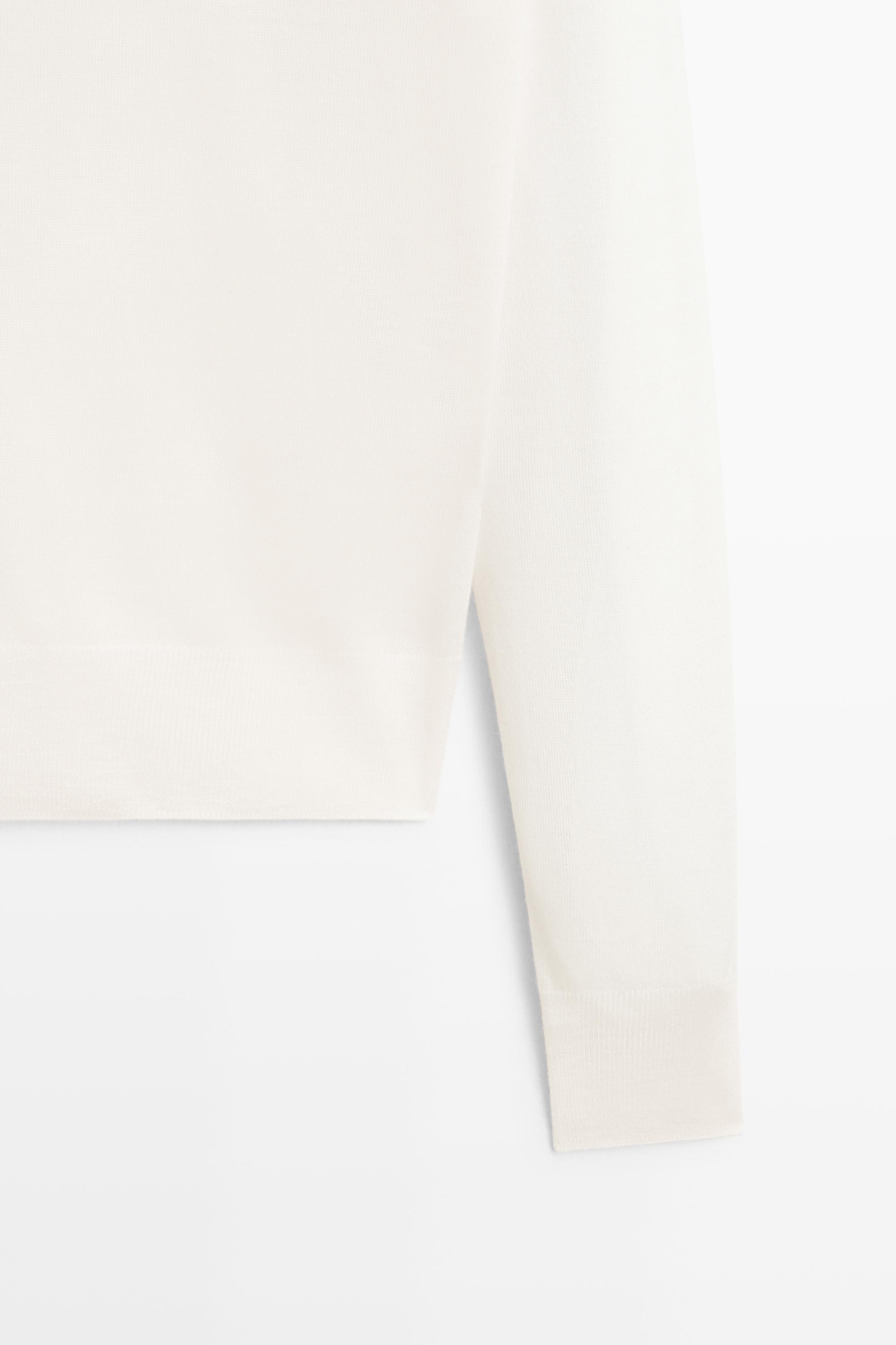 100% wool knit round neck sweater - CREAM