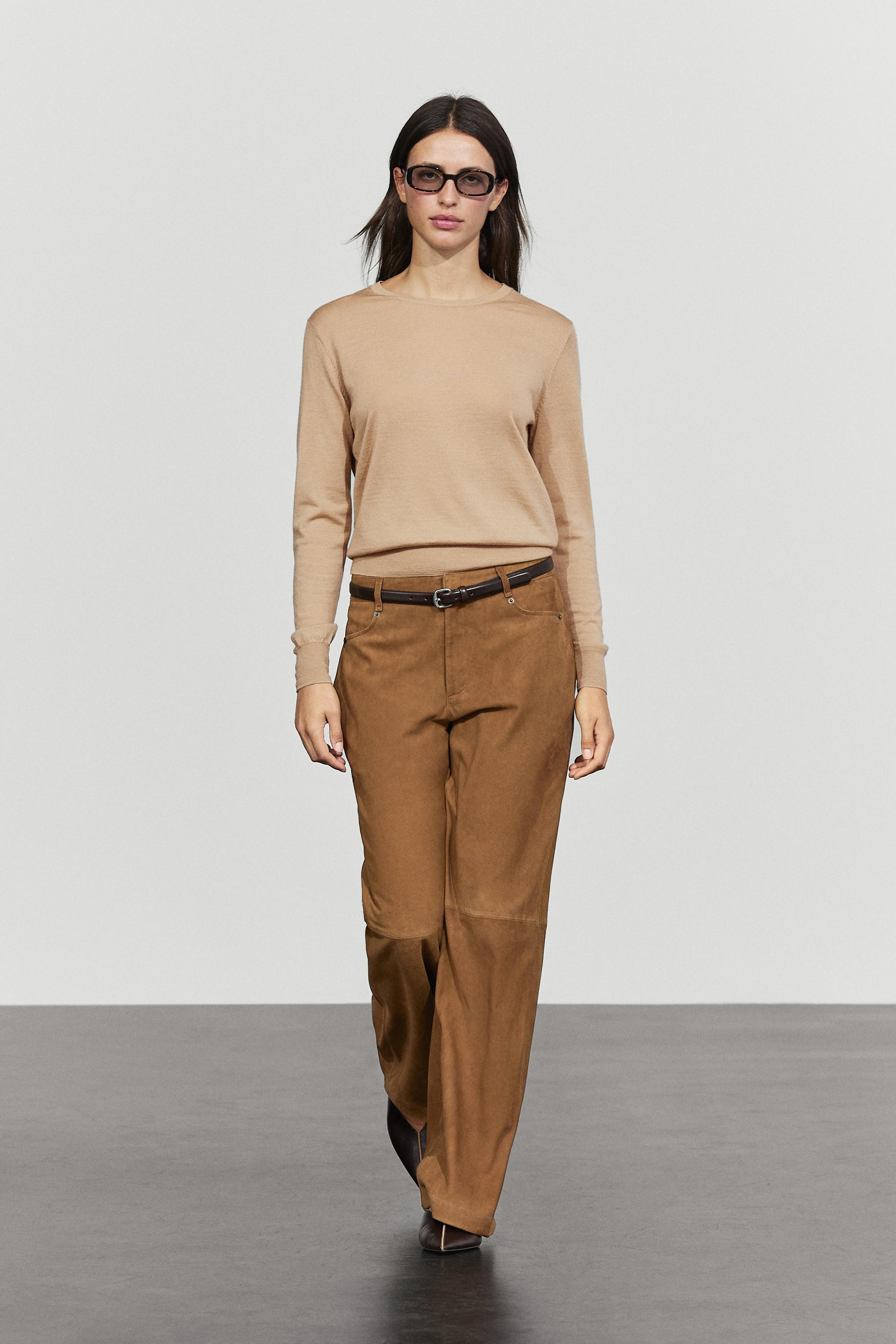 100% wool knit round neck sweater - CAMEL