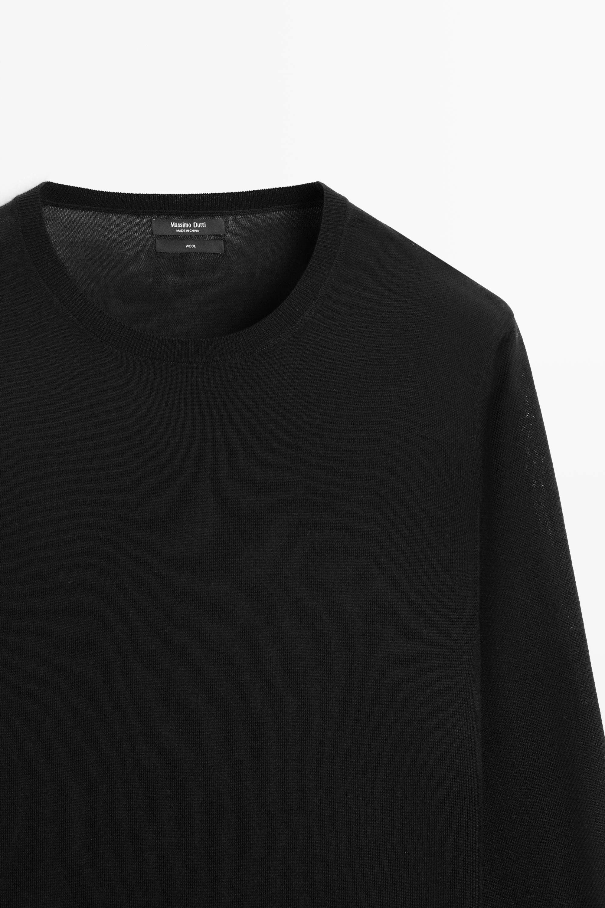 100% wool knit round neck sweater - BLACK