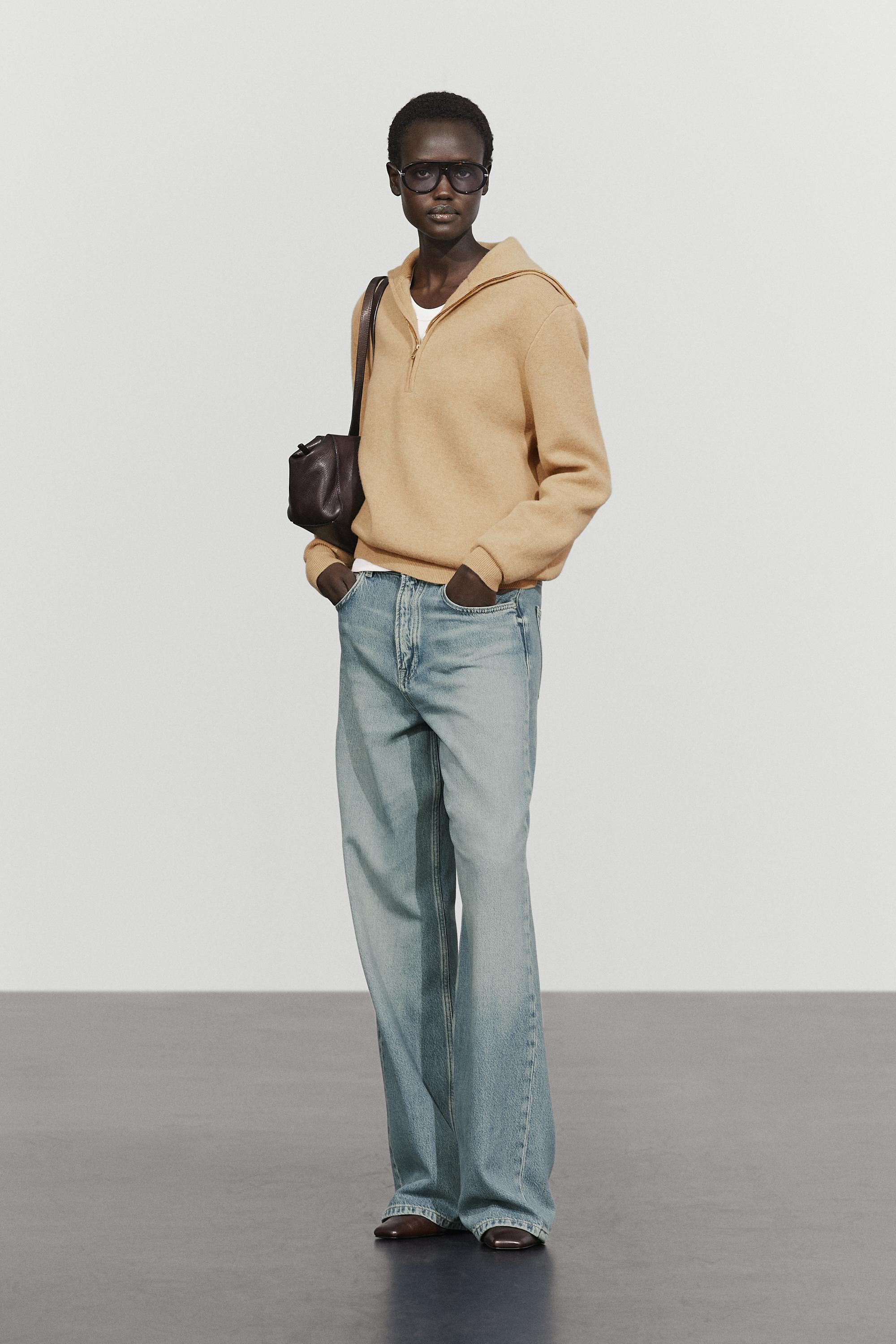 Wide collar zip-up knit sweater - CAMEL