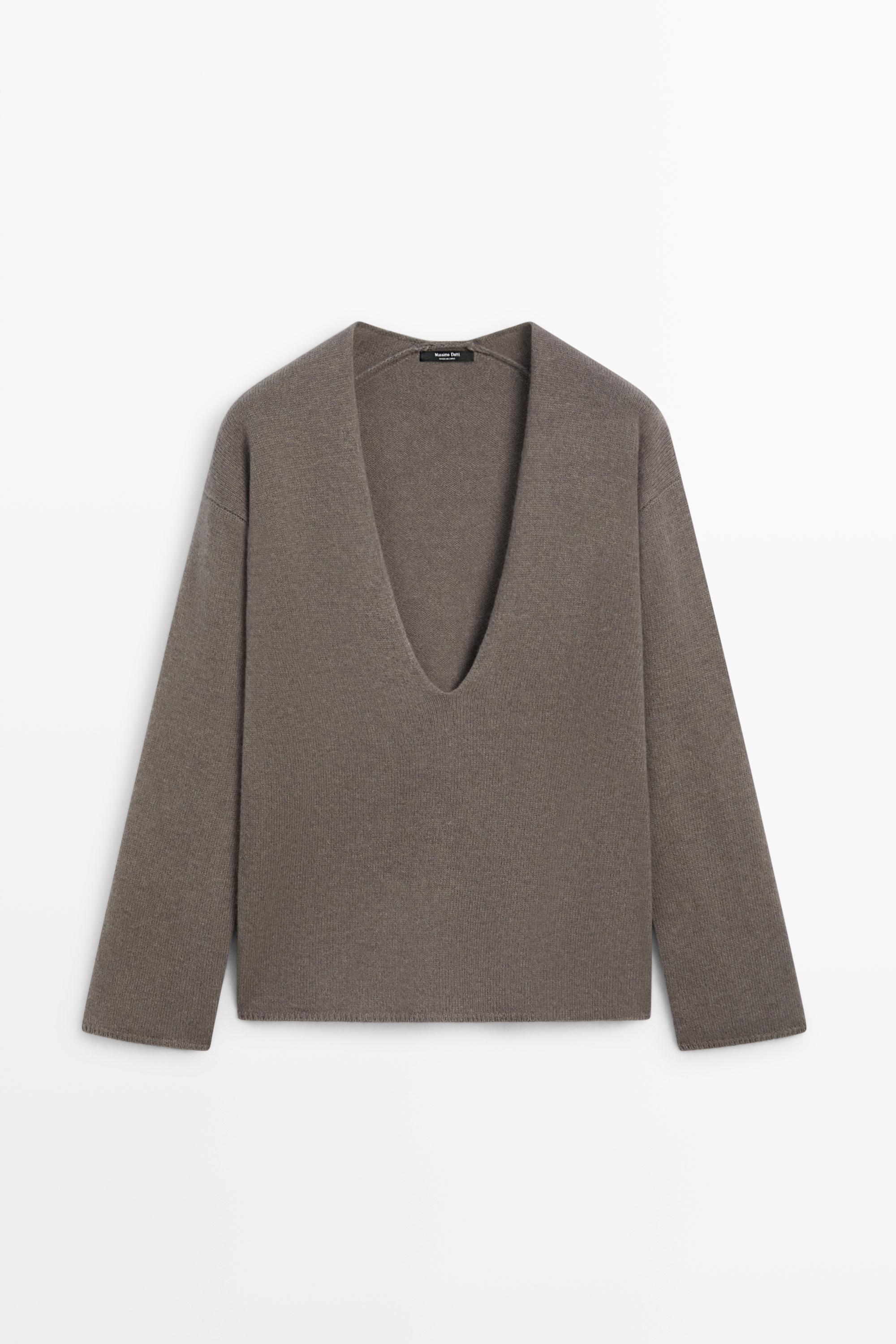 Long-line knit sweater with neckline detail - TAUPE GREY