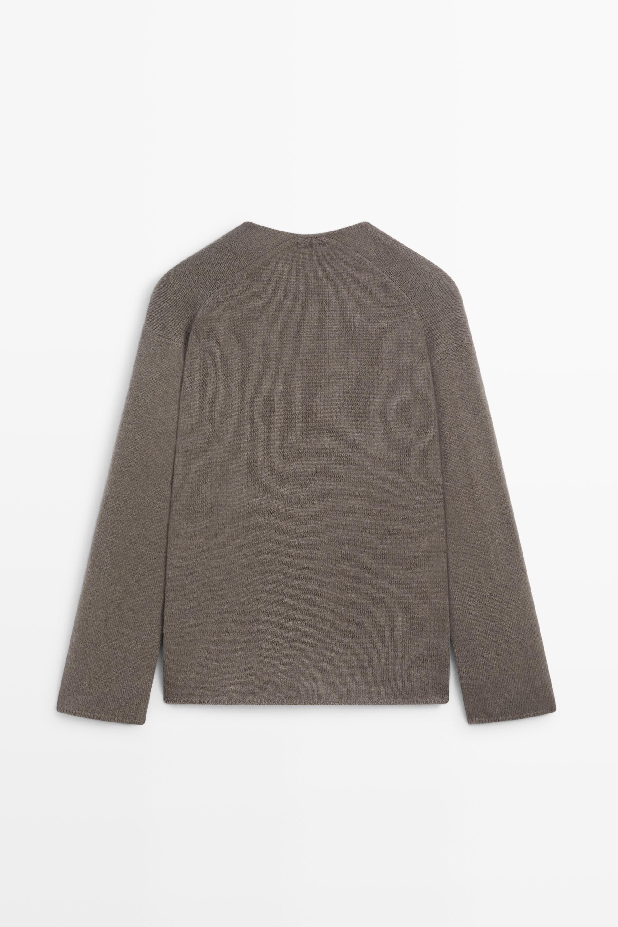Long-line knit sweater with neckline detail - TAUPE GREY